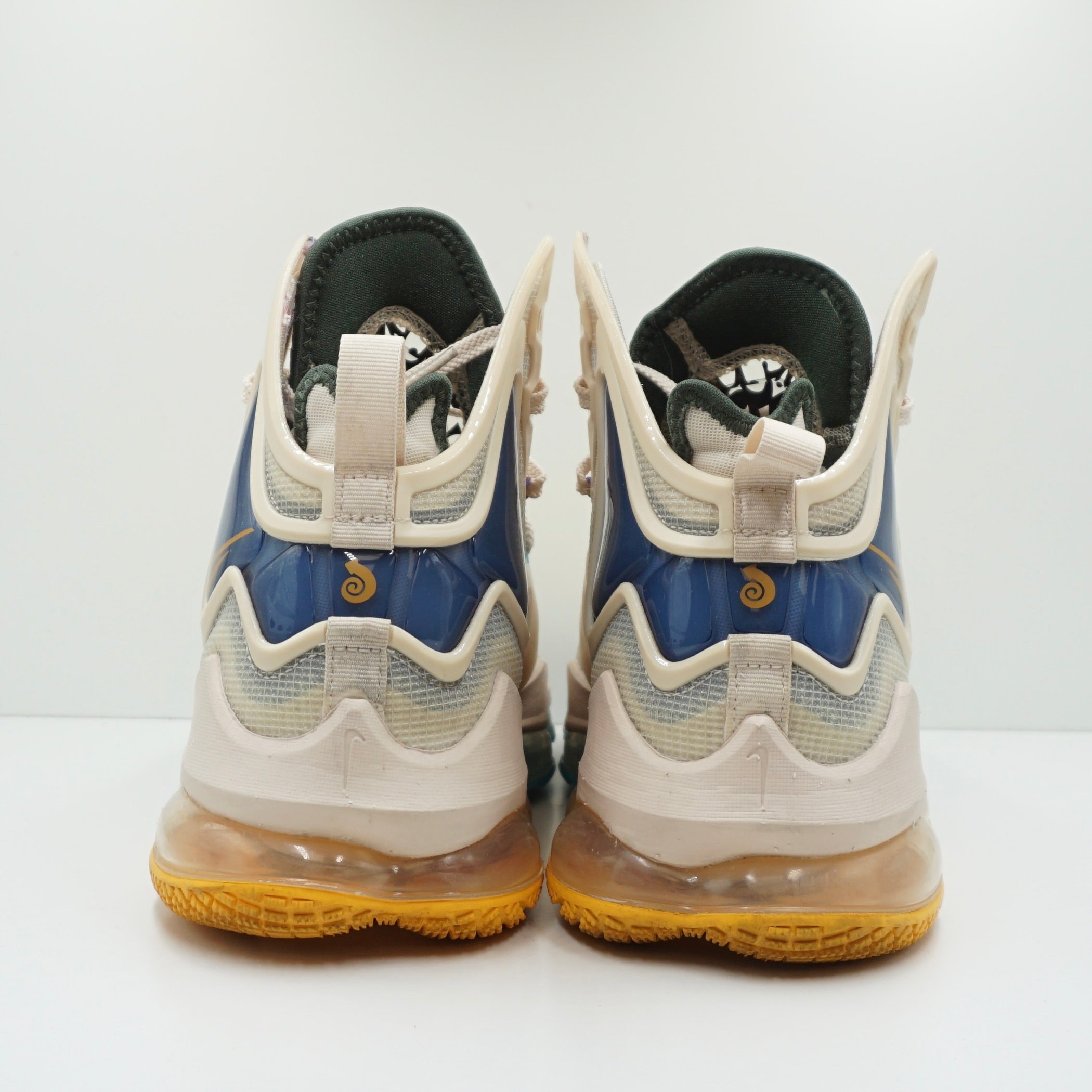 Nike LeBron 19 Minneapolis Lakers