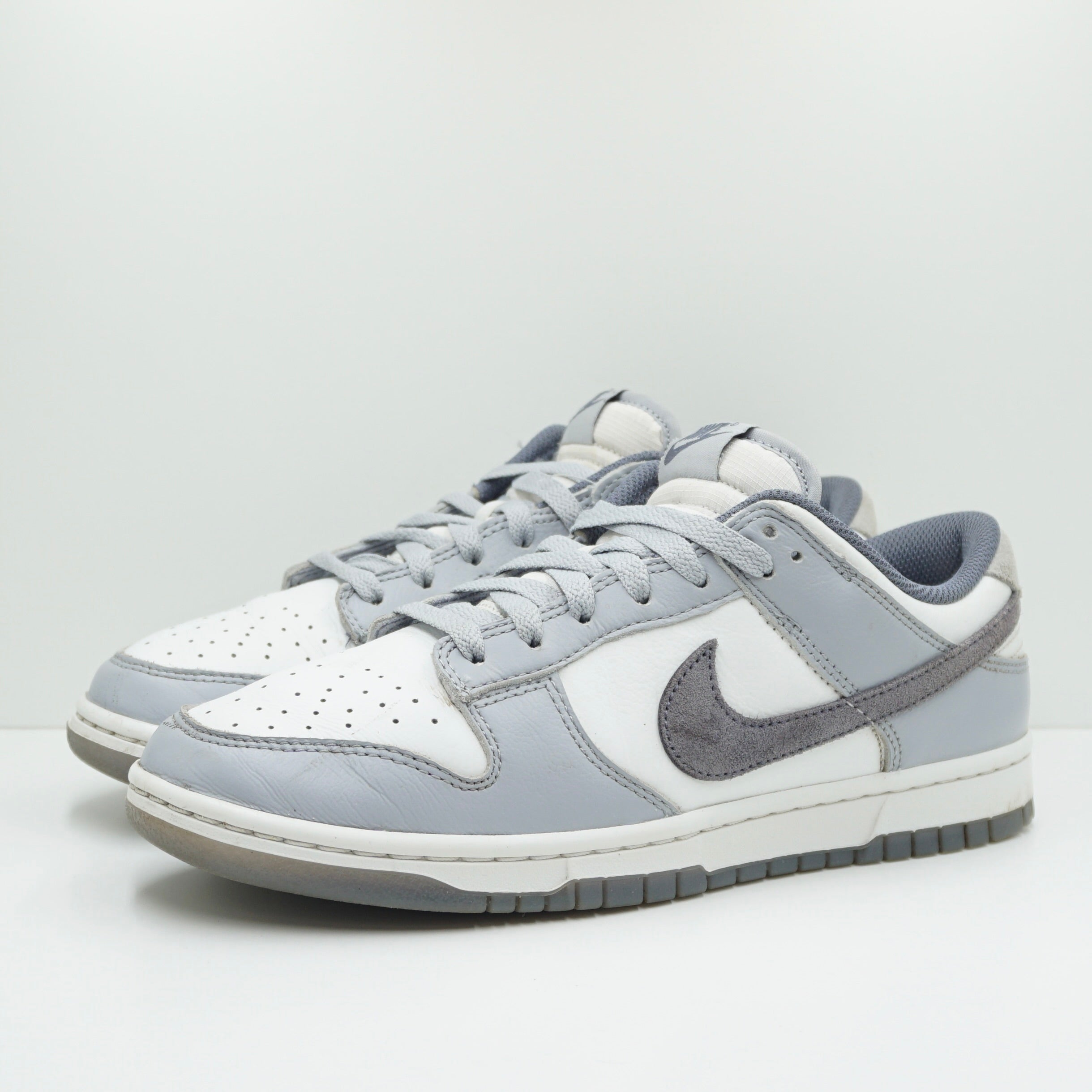 Nike Dunk Low SE Light Carbon