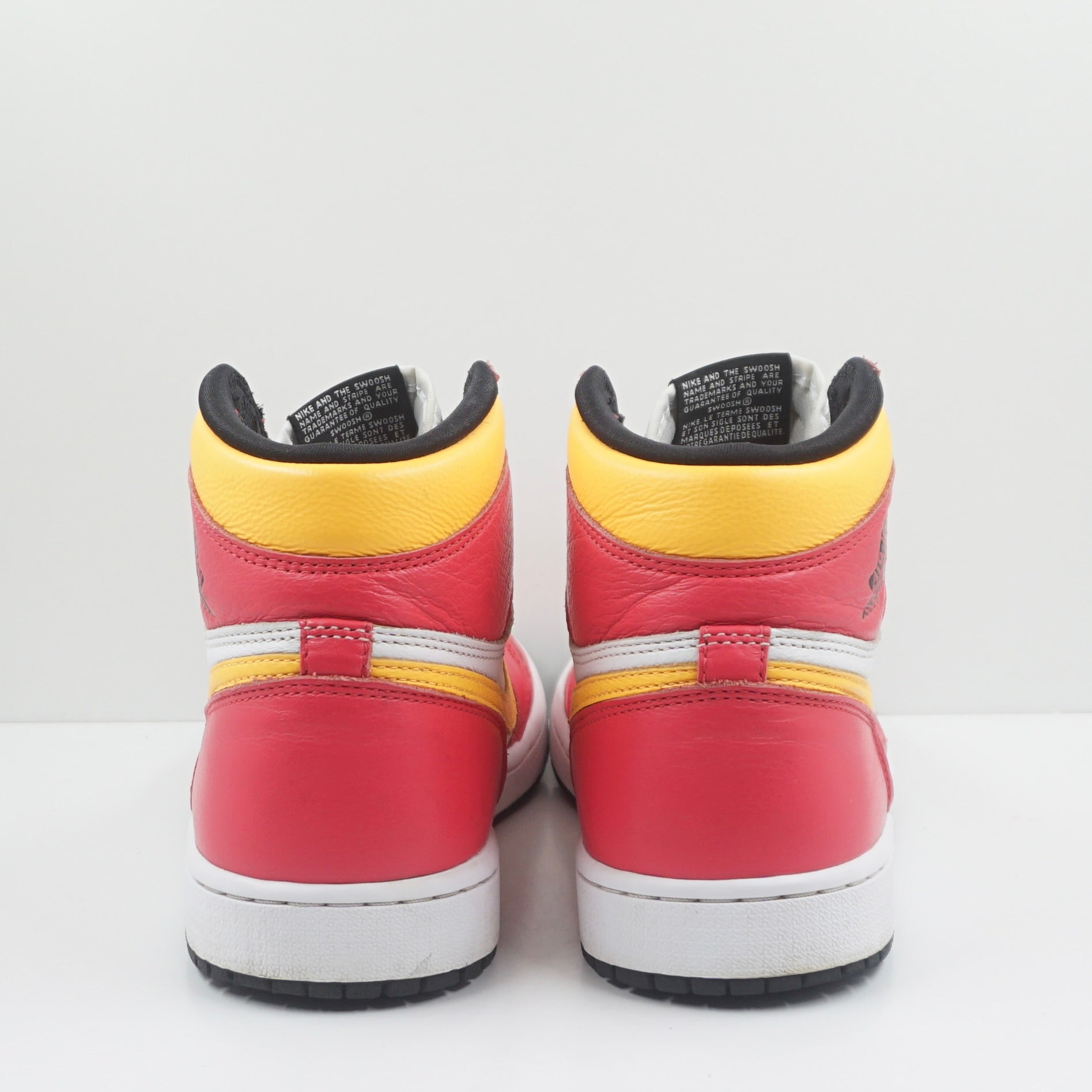 Jordan 1 Retro High OG Light Fusion Red