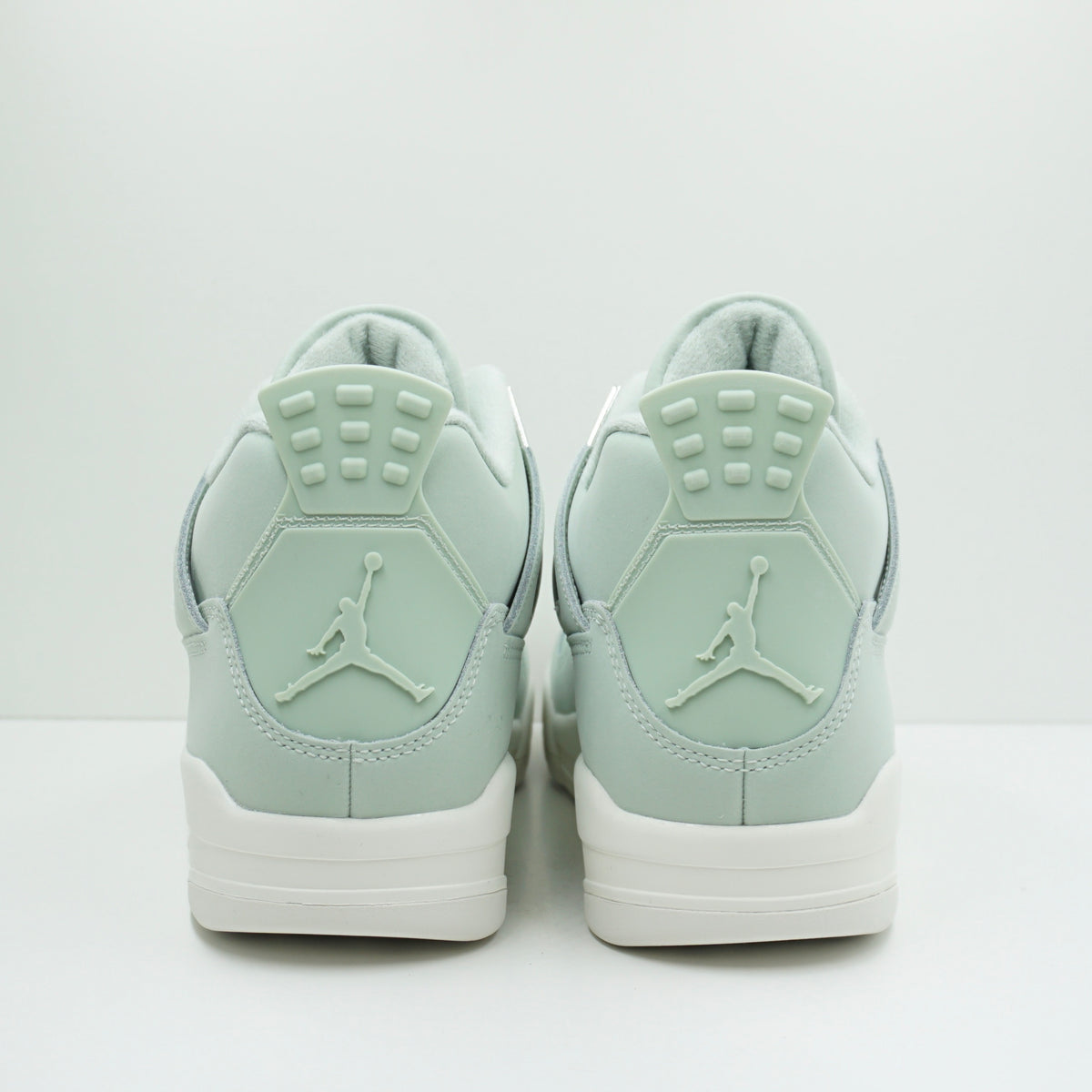Jordan 4 Retro Seafoam Sail (W)