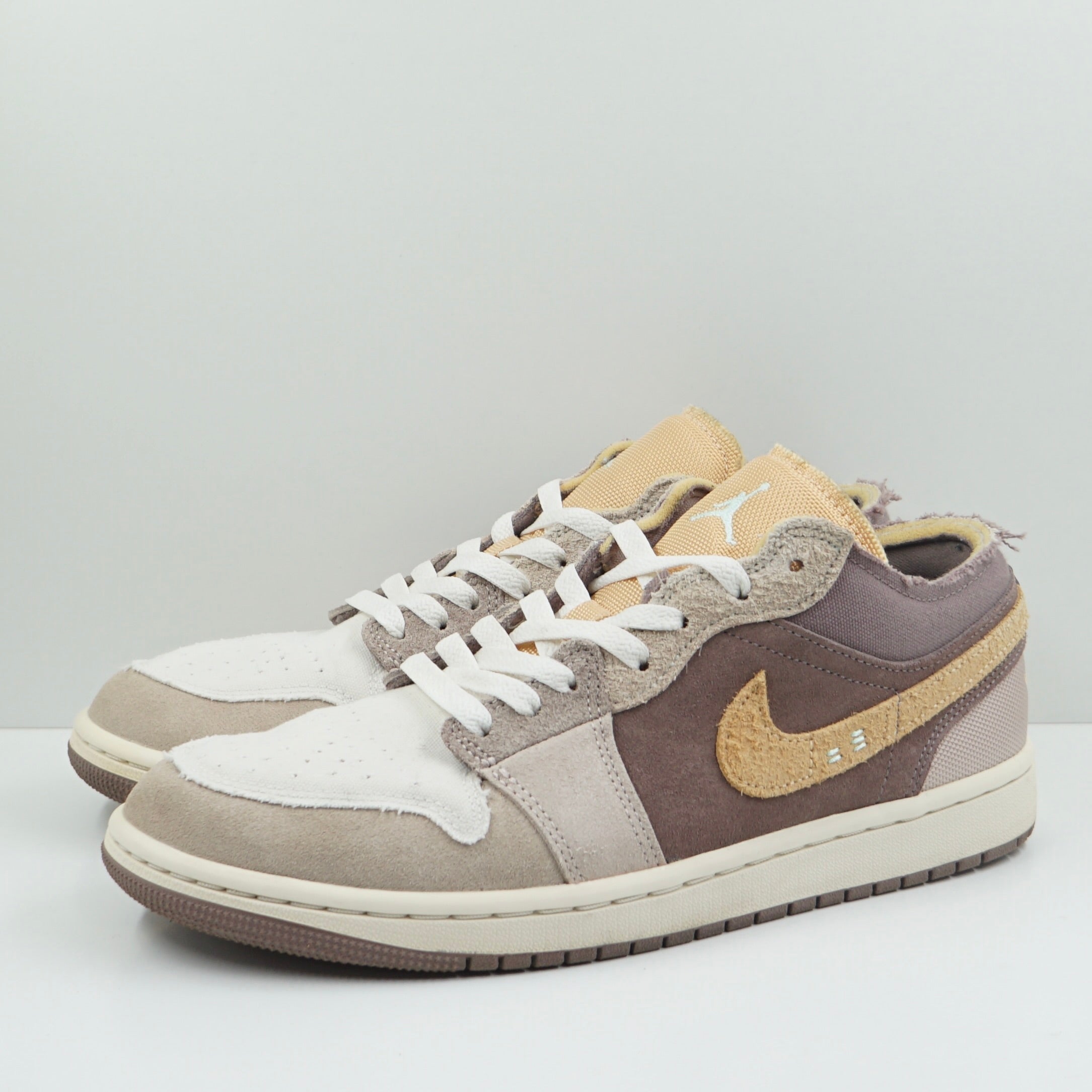 Jordan 1 Low SE Craft Taupe Haze