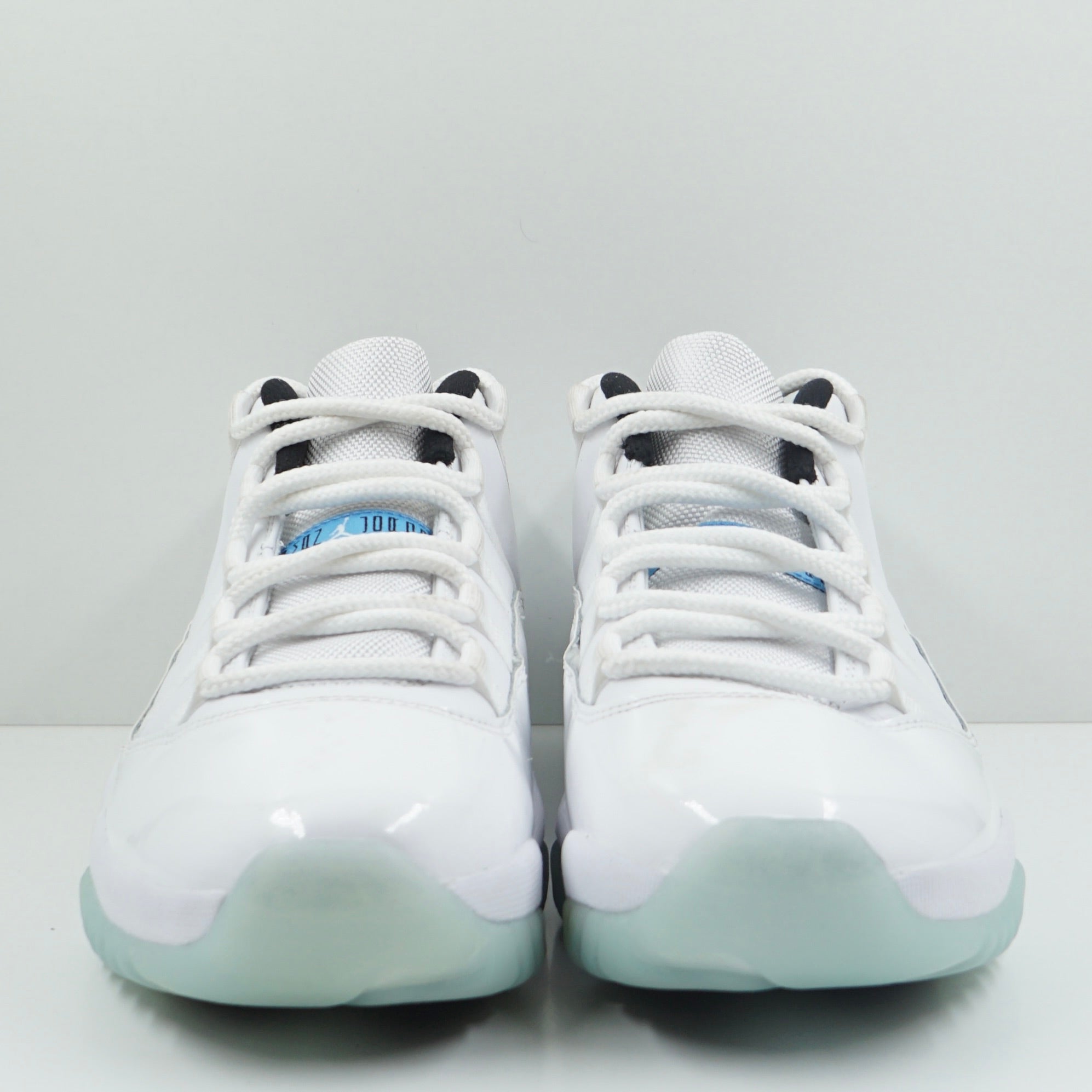 Jordan 11 Retro Low Legend Blue
