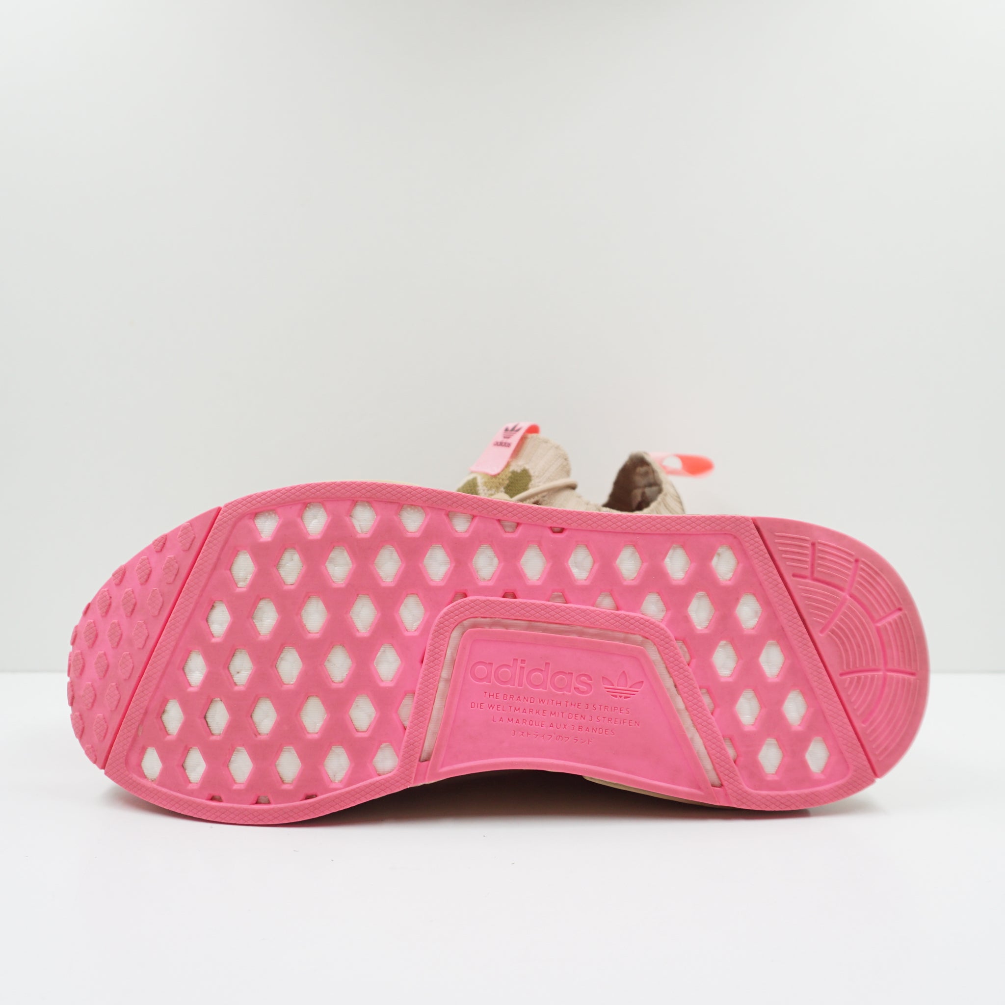 Adidas NMD R1 Primeknit Duck Camo Pink