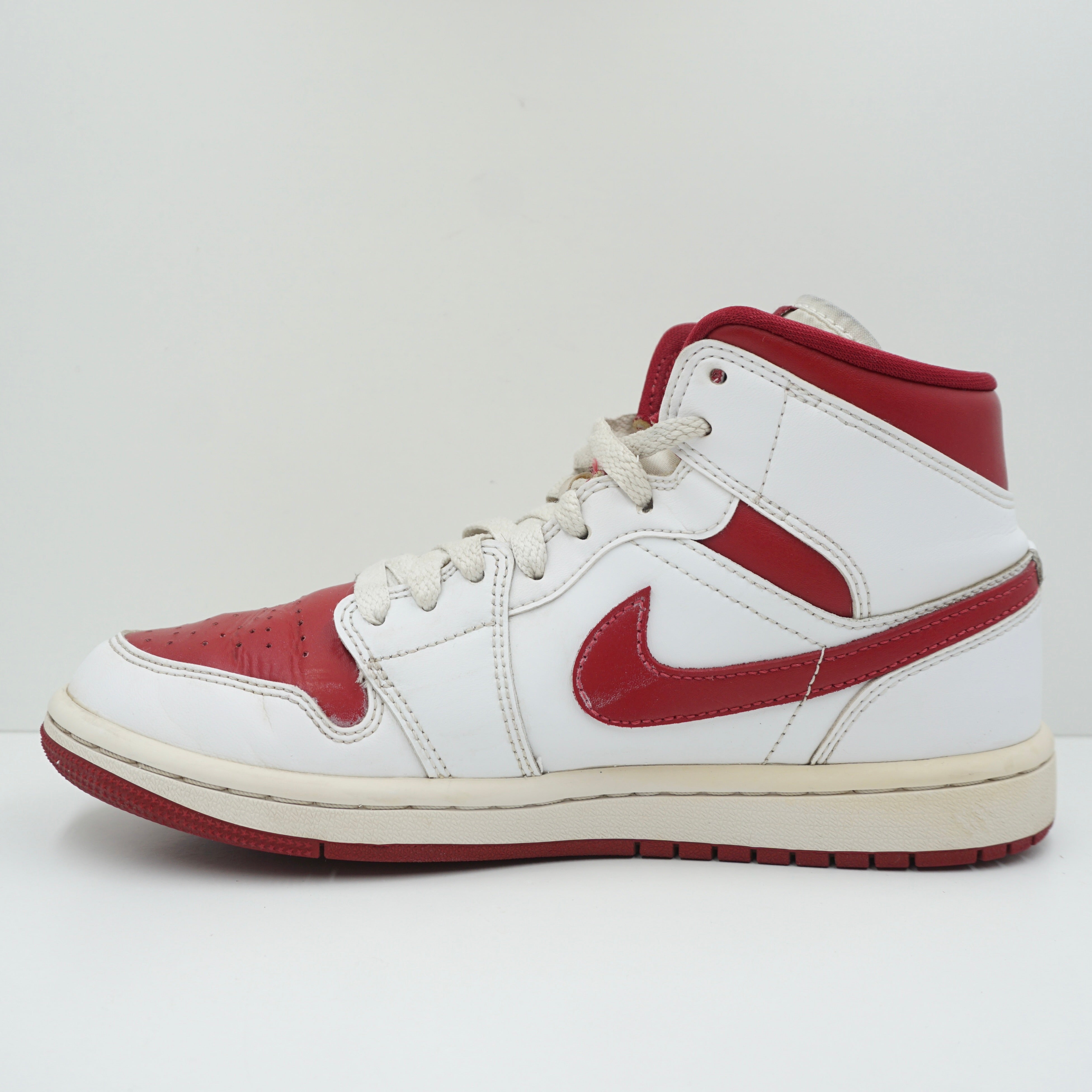 Jordan 1 Mid Reverse Chicago (W)