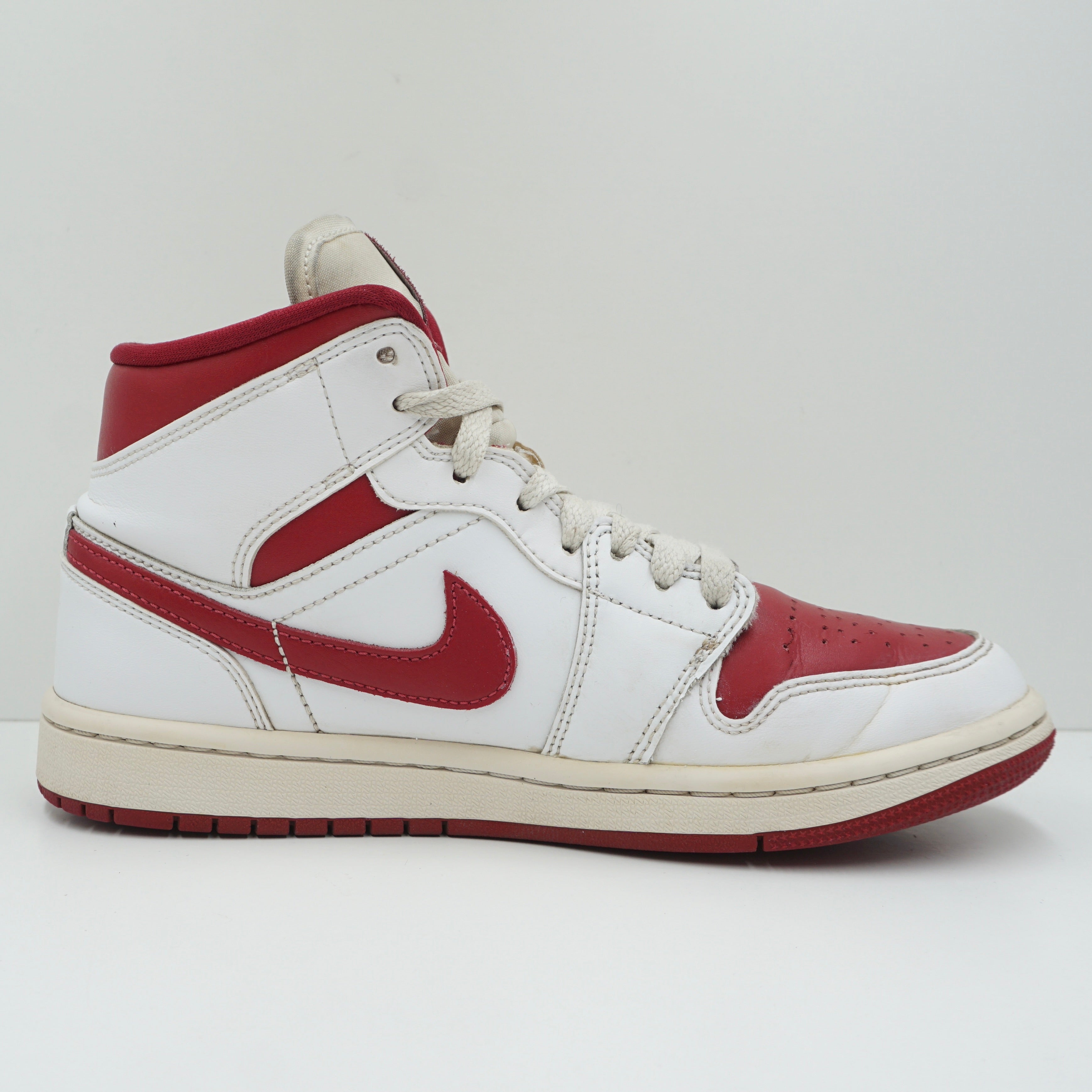 Jordan 1 Mid Reverse Chicago (W)