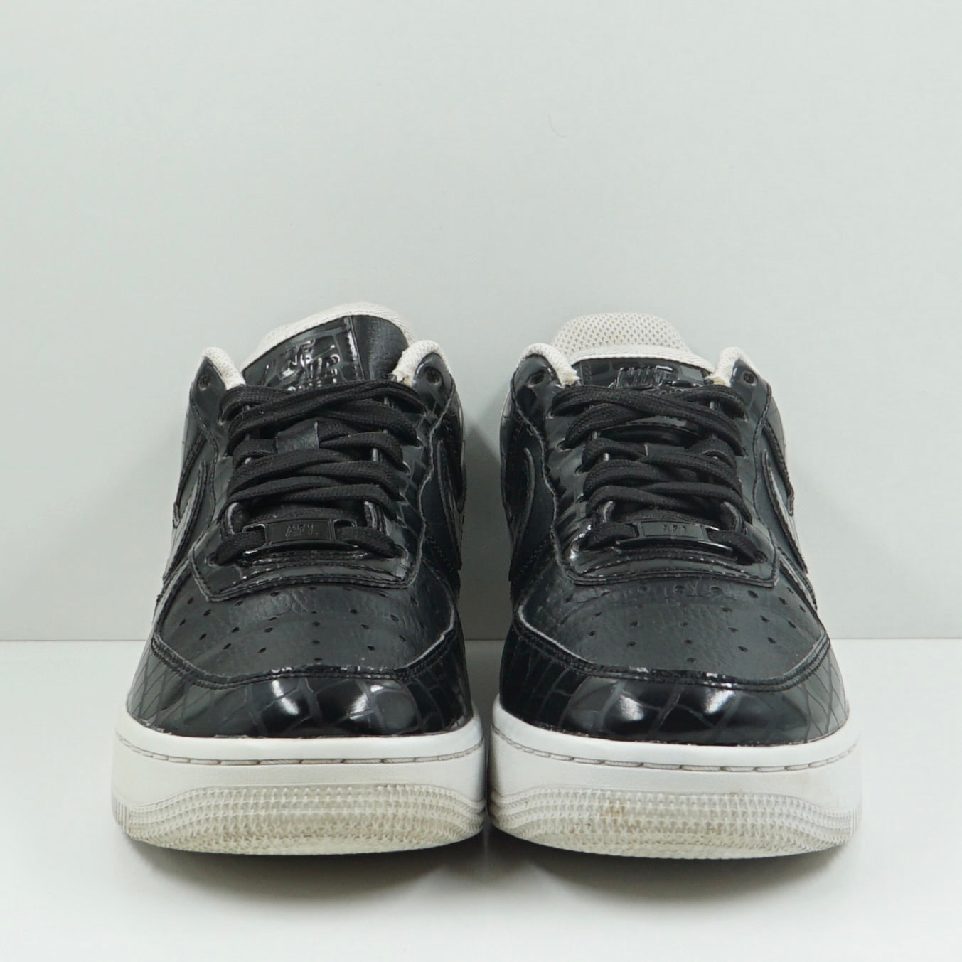 Nike Air Force 1 Low Essential Black White (W)