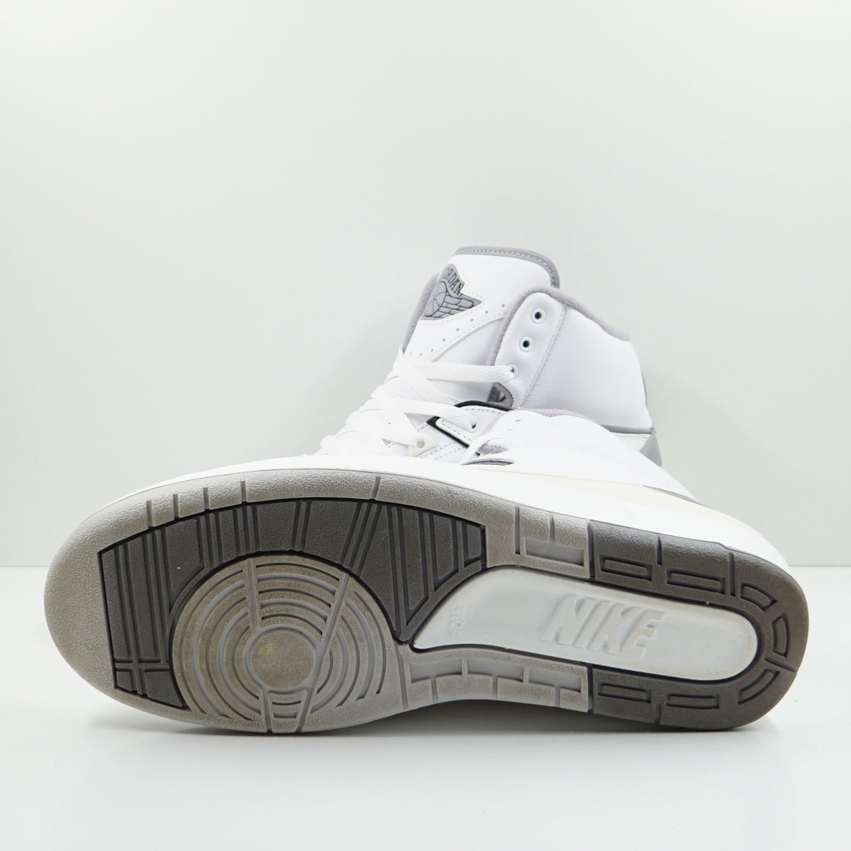 Jordan 2 Retro Cement Grey