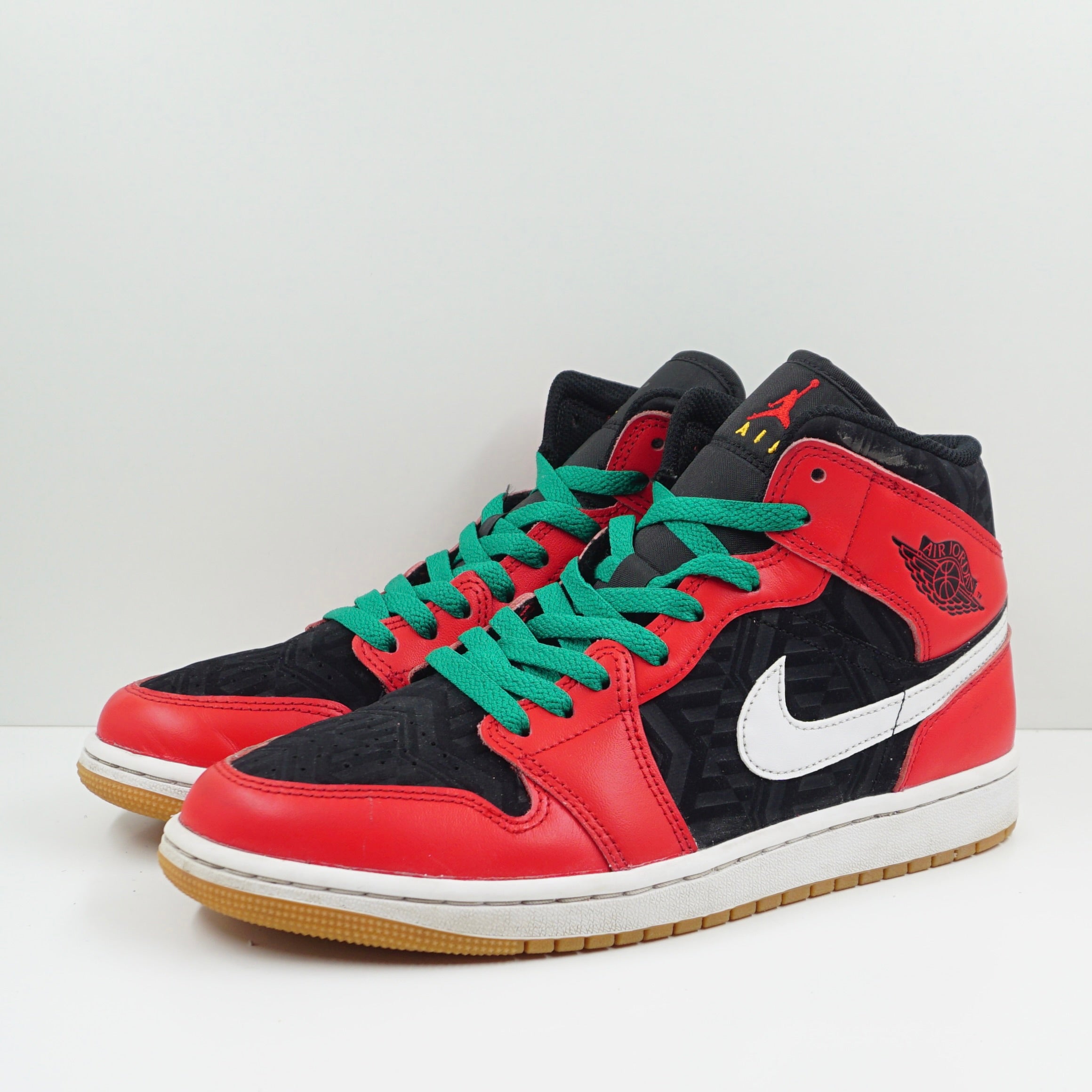 Jordan 1 Mid SE Christmas