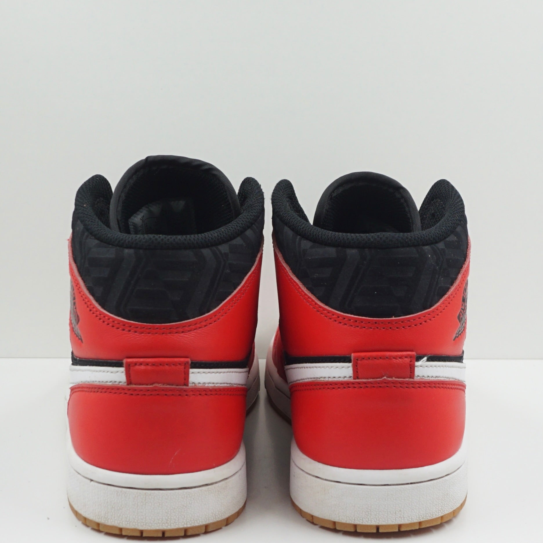 Jordan 1 Mid SE Christmas