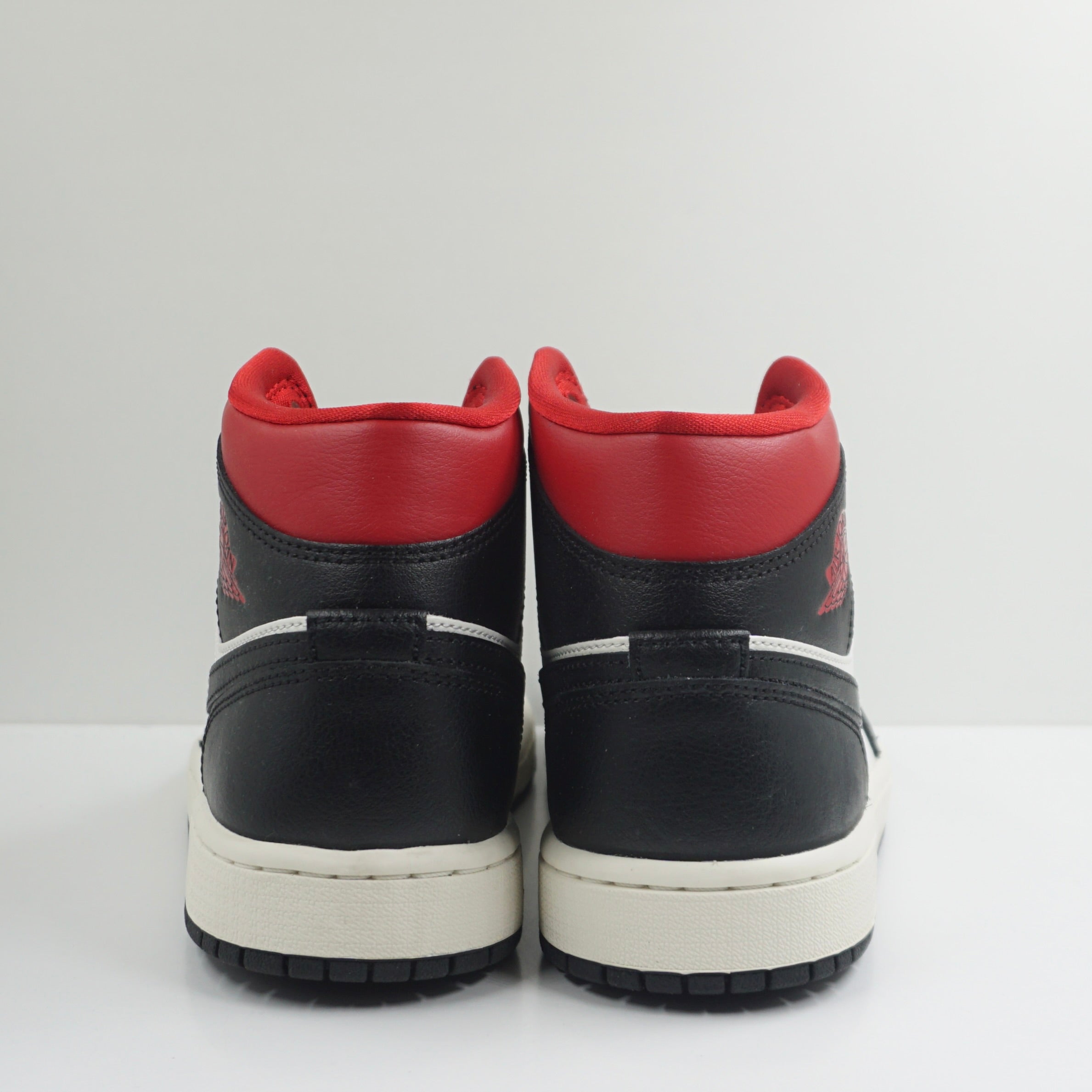 Jordan 1 Mid Gym Red Panda (W)