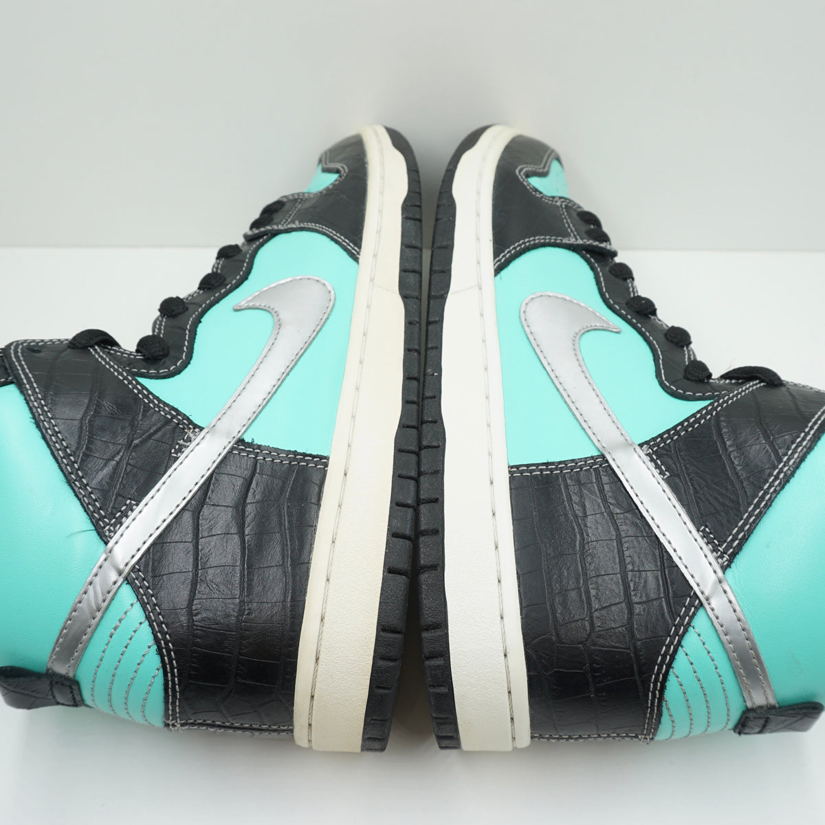Nike SB Dunk High Diamond Supply Co. Aqua Blue