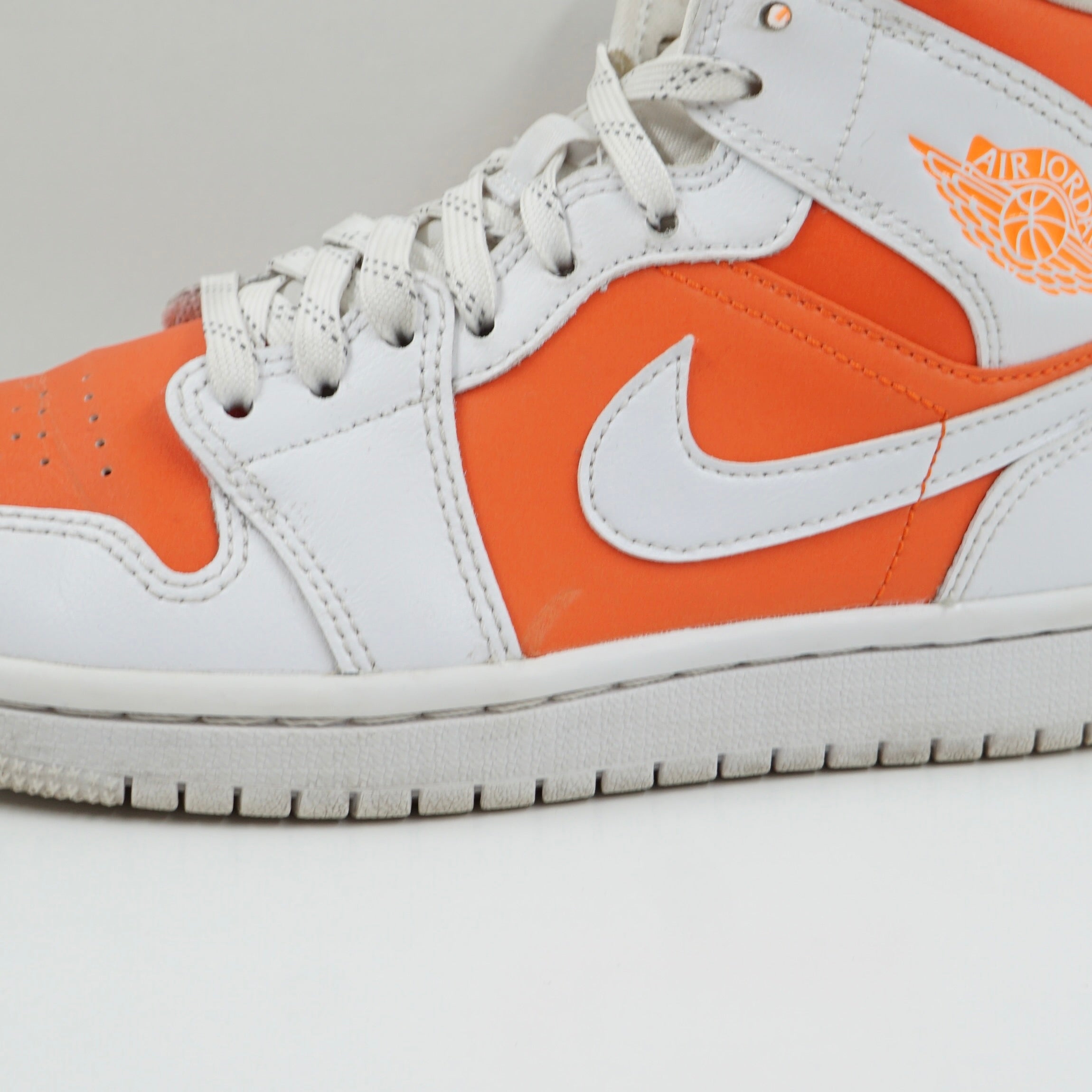 Jordan 1 Mid SE Bright Citrus (W)