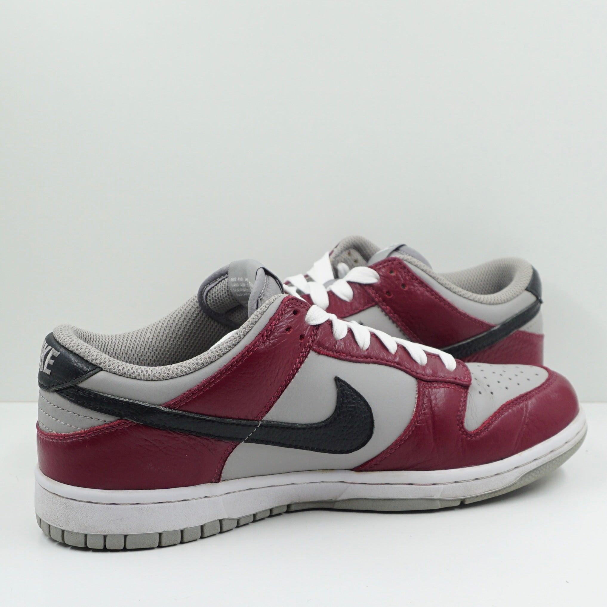 Nike Dunk Low Medium Grey Team Red