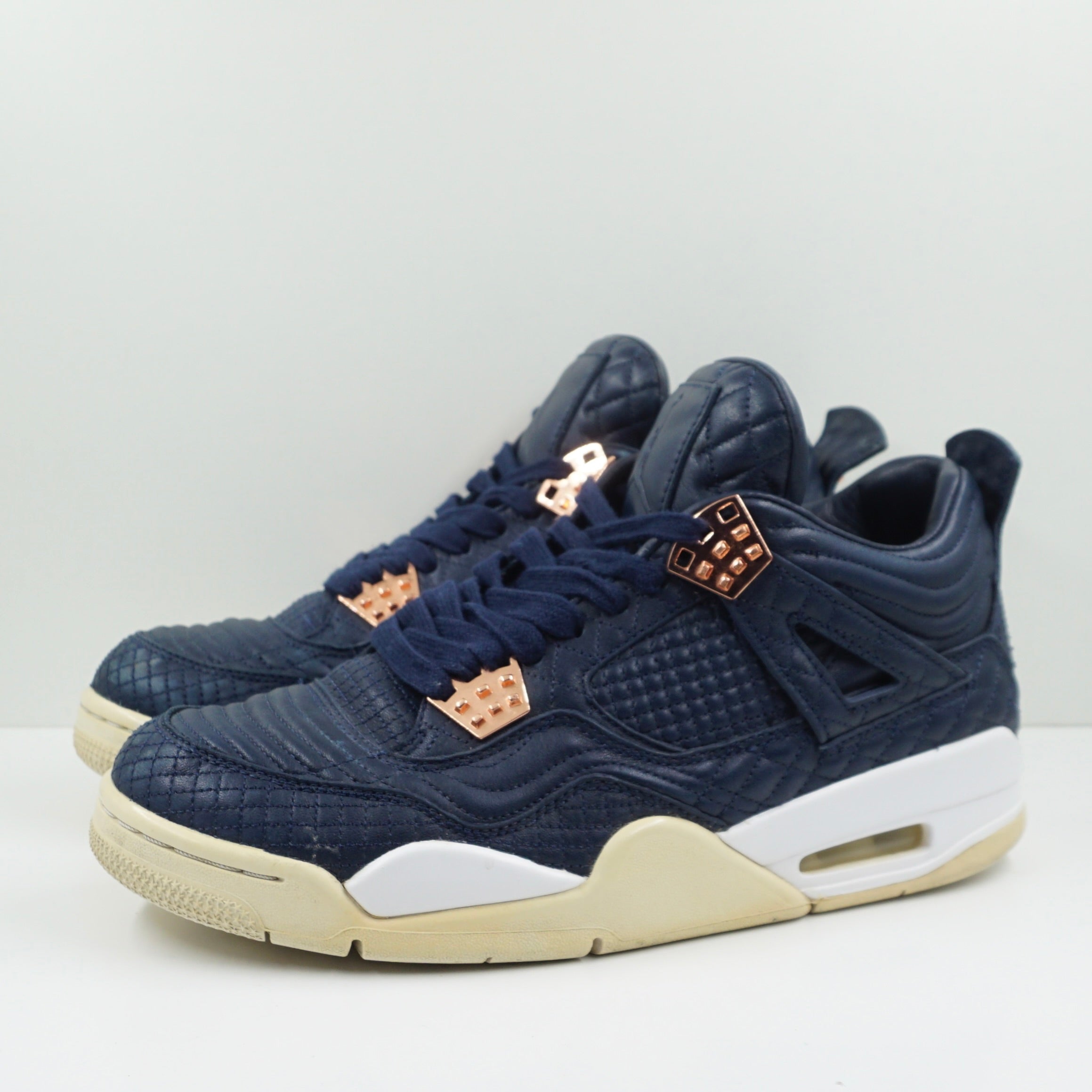 Jordan 4 Retro Obsidian