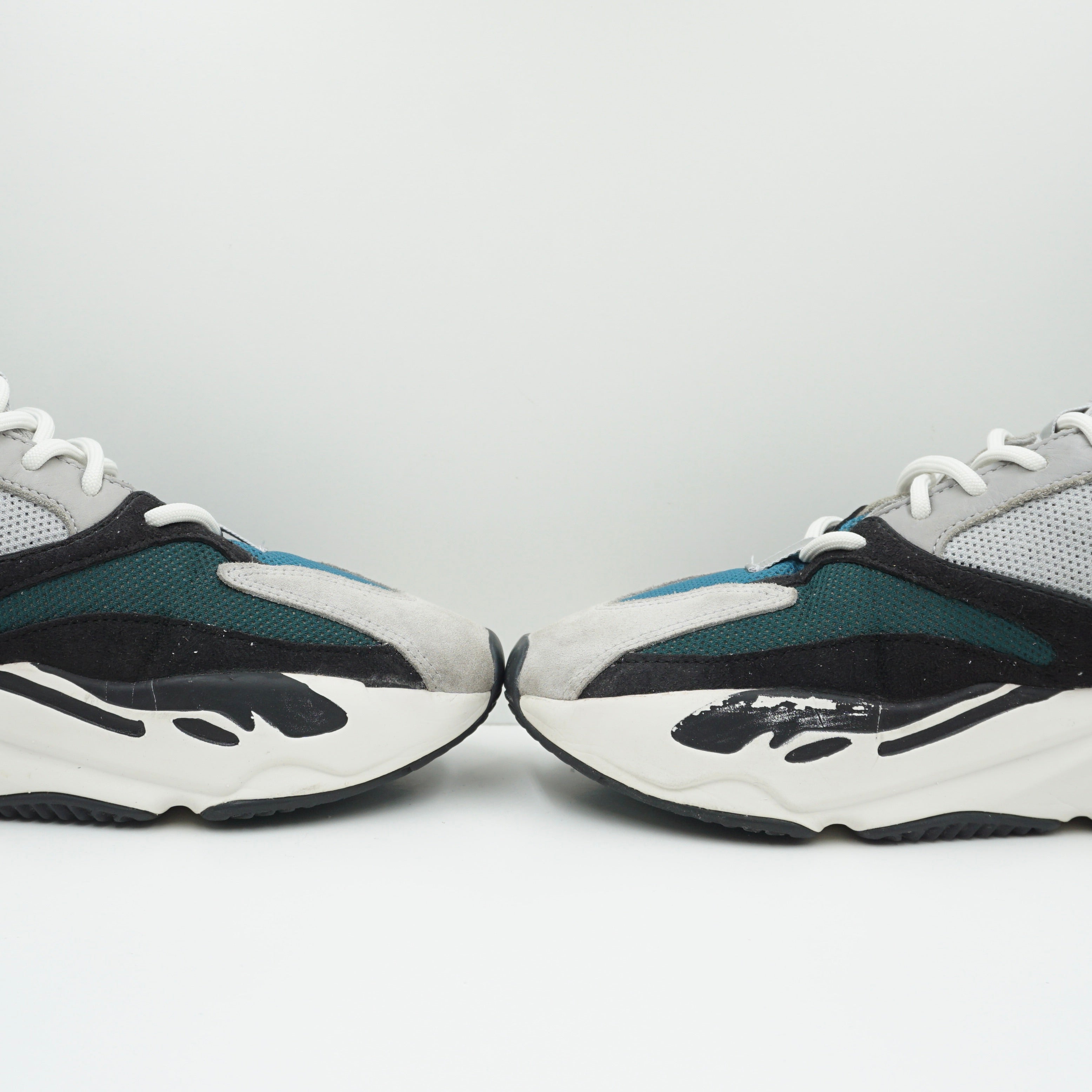 Adidas Yeezy Boost 700 Wave Runner Solid Grey