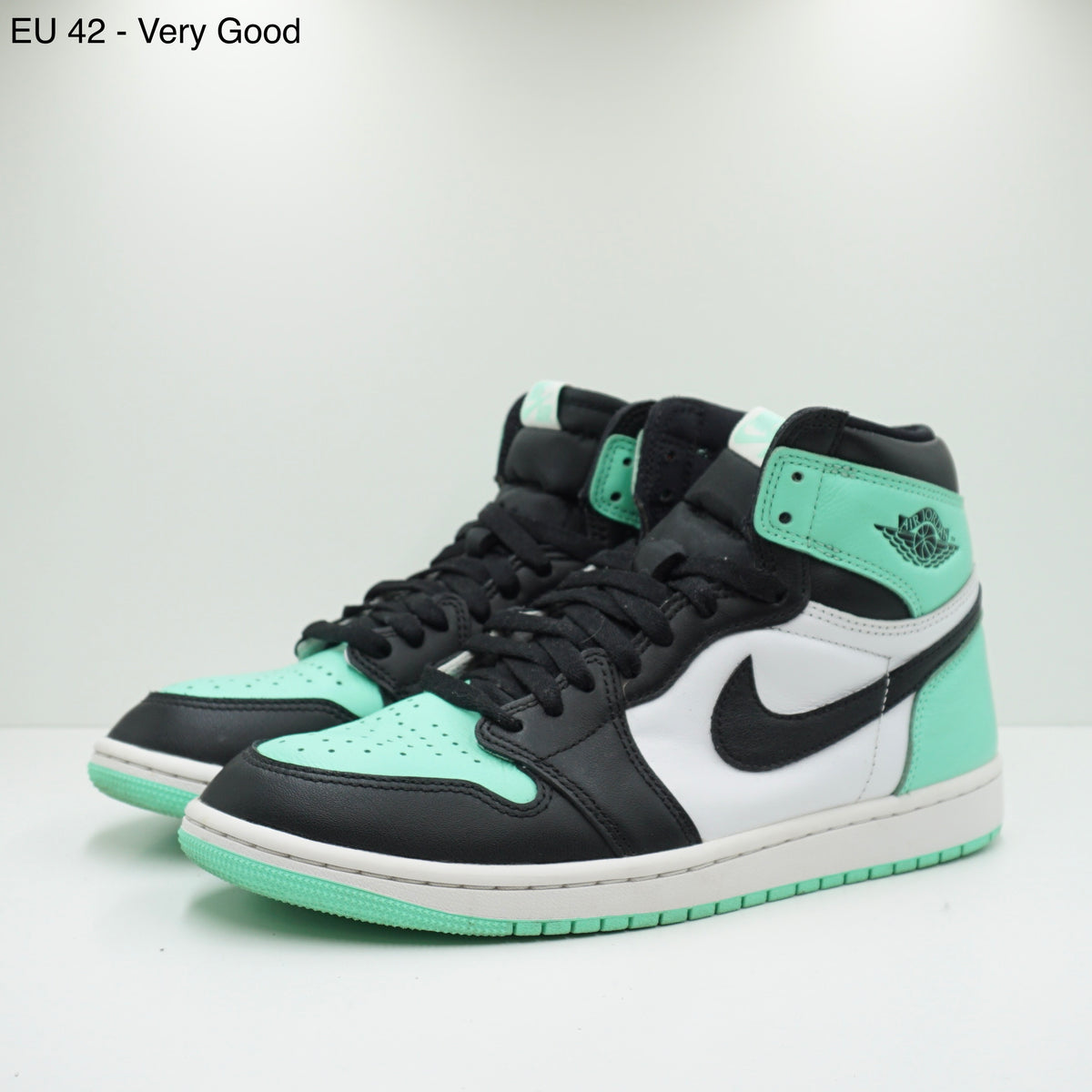 Jordan 1 Retro High OG Green Glow