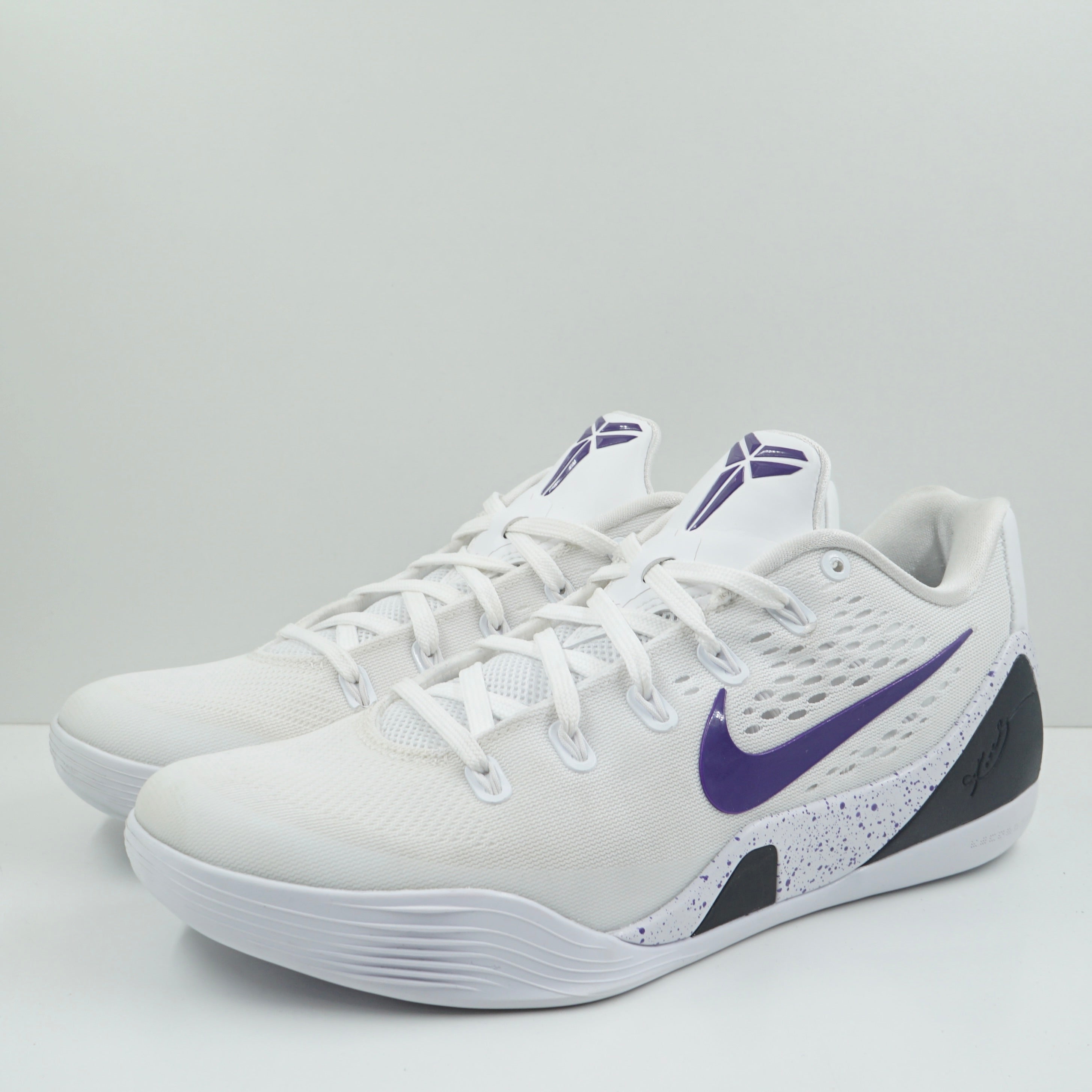 Nike Kobe 9 Elite Low EM Protro White Court Purple