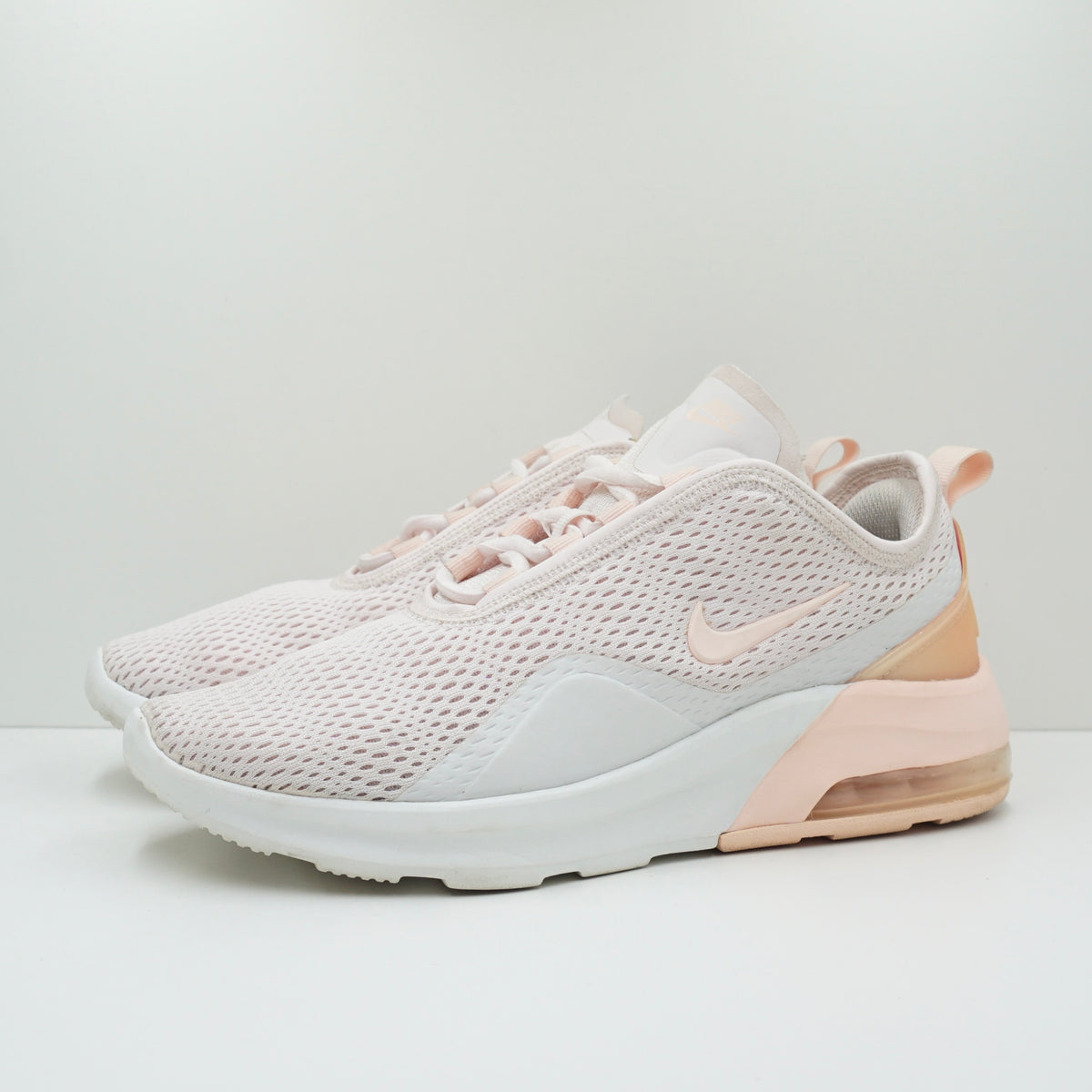 Nike Air Max Motion 2 Pale Pink (W)