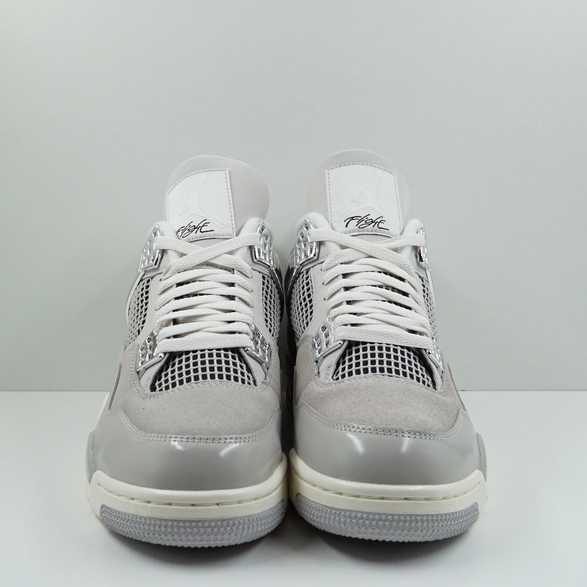 Jordan 4 Frozen Moments (W)