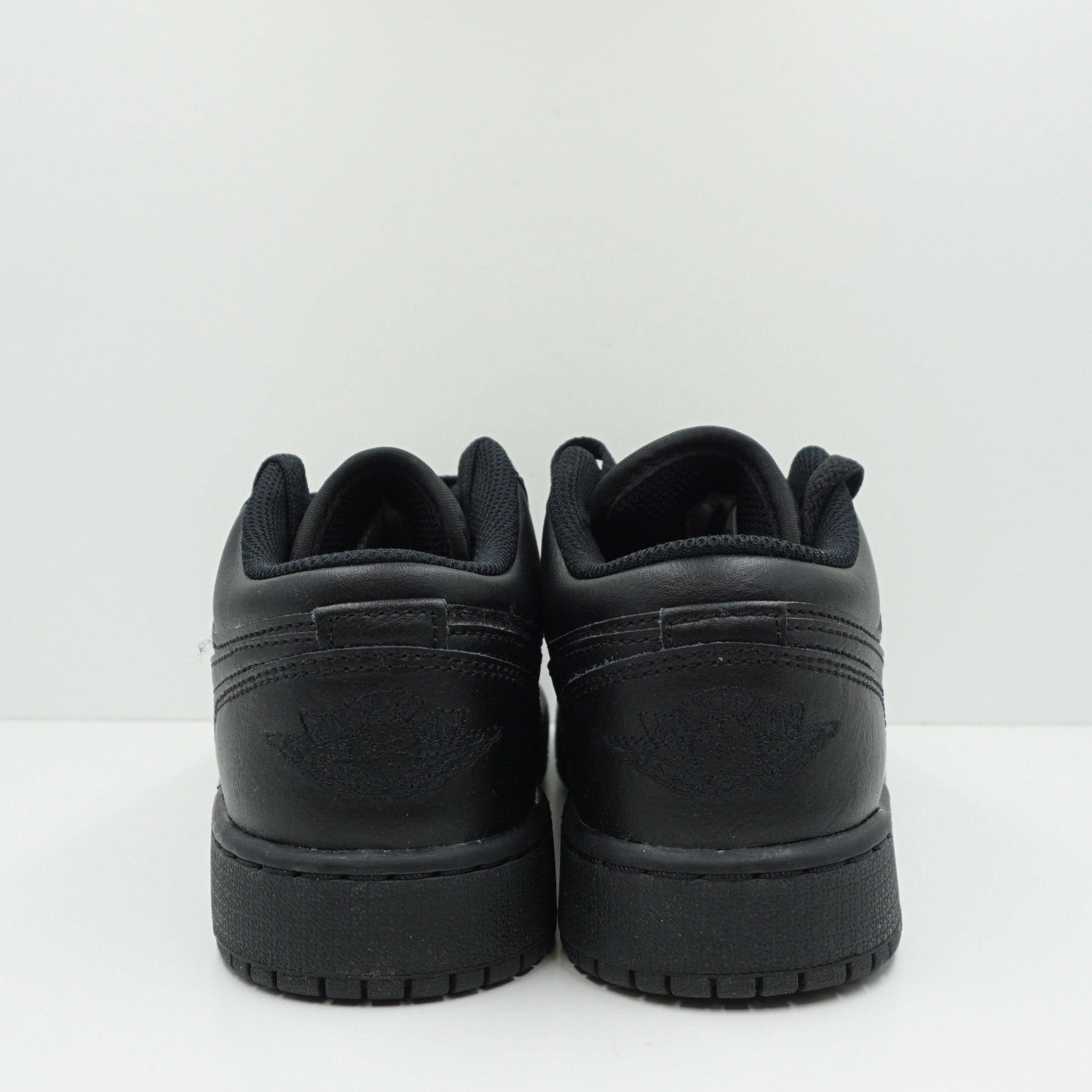 Jordan 1 Low Triple Black (2022) (GS)