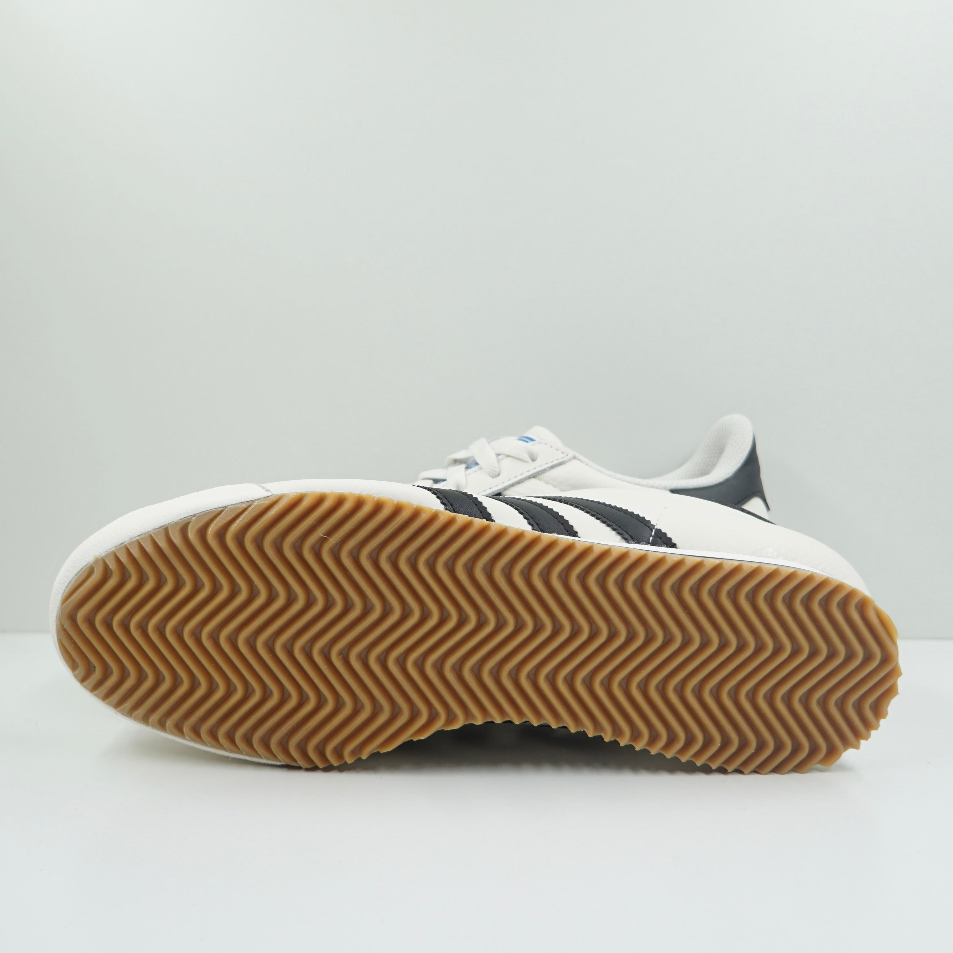 Adidas Kick 74 Core White Gum