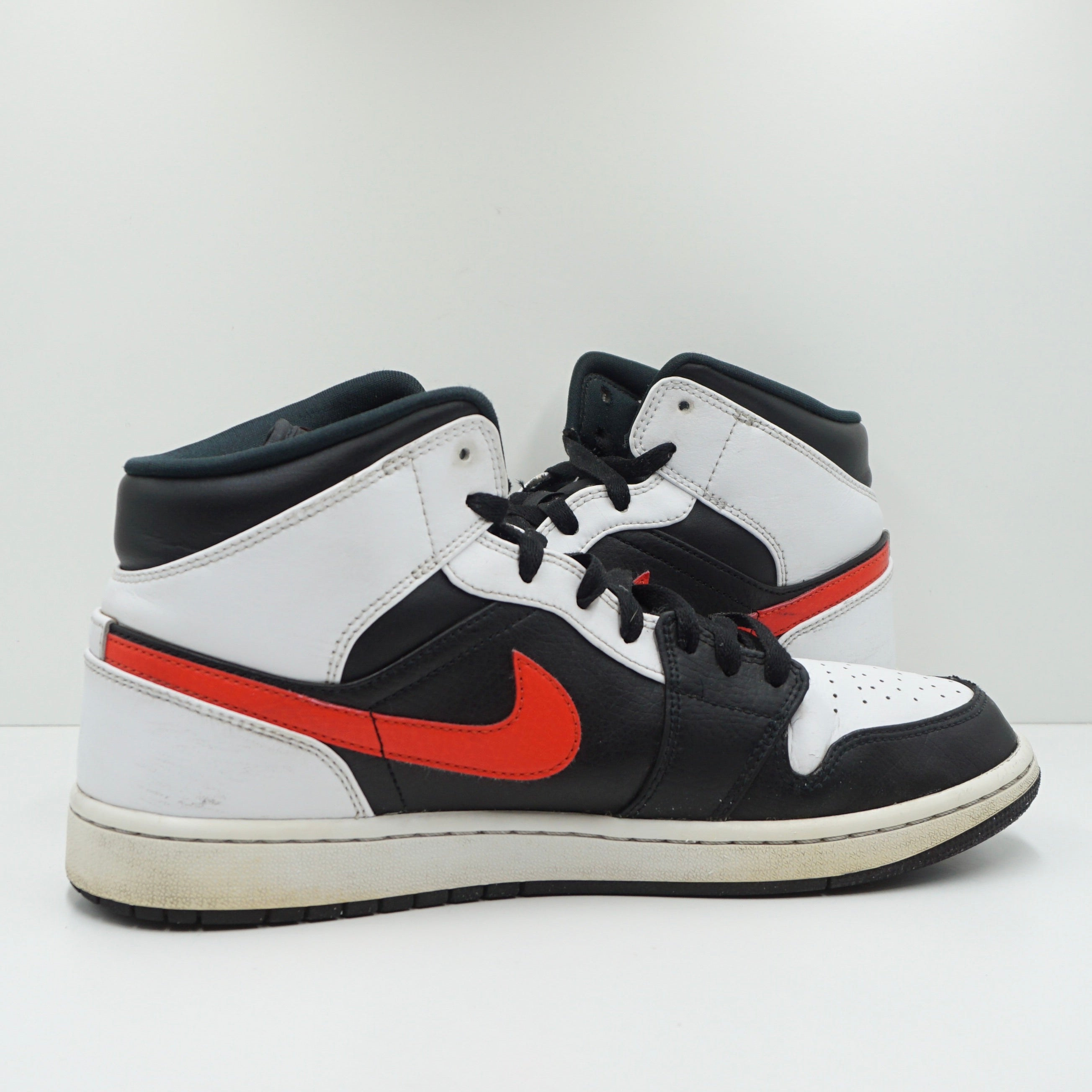 Jordan 1 Mid Chile Red