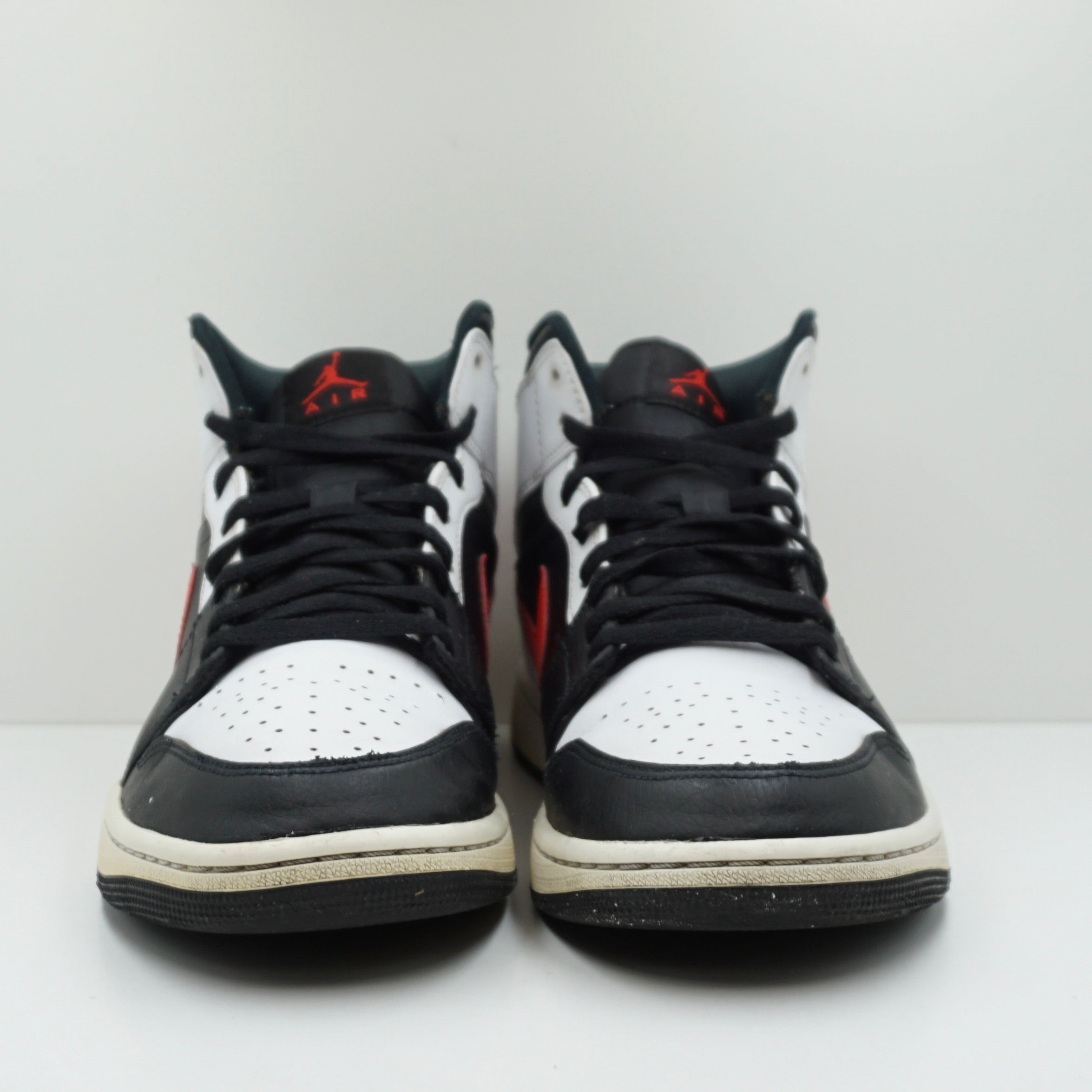Jordan 1 Mid Chile Red
