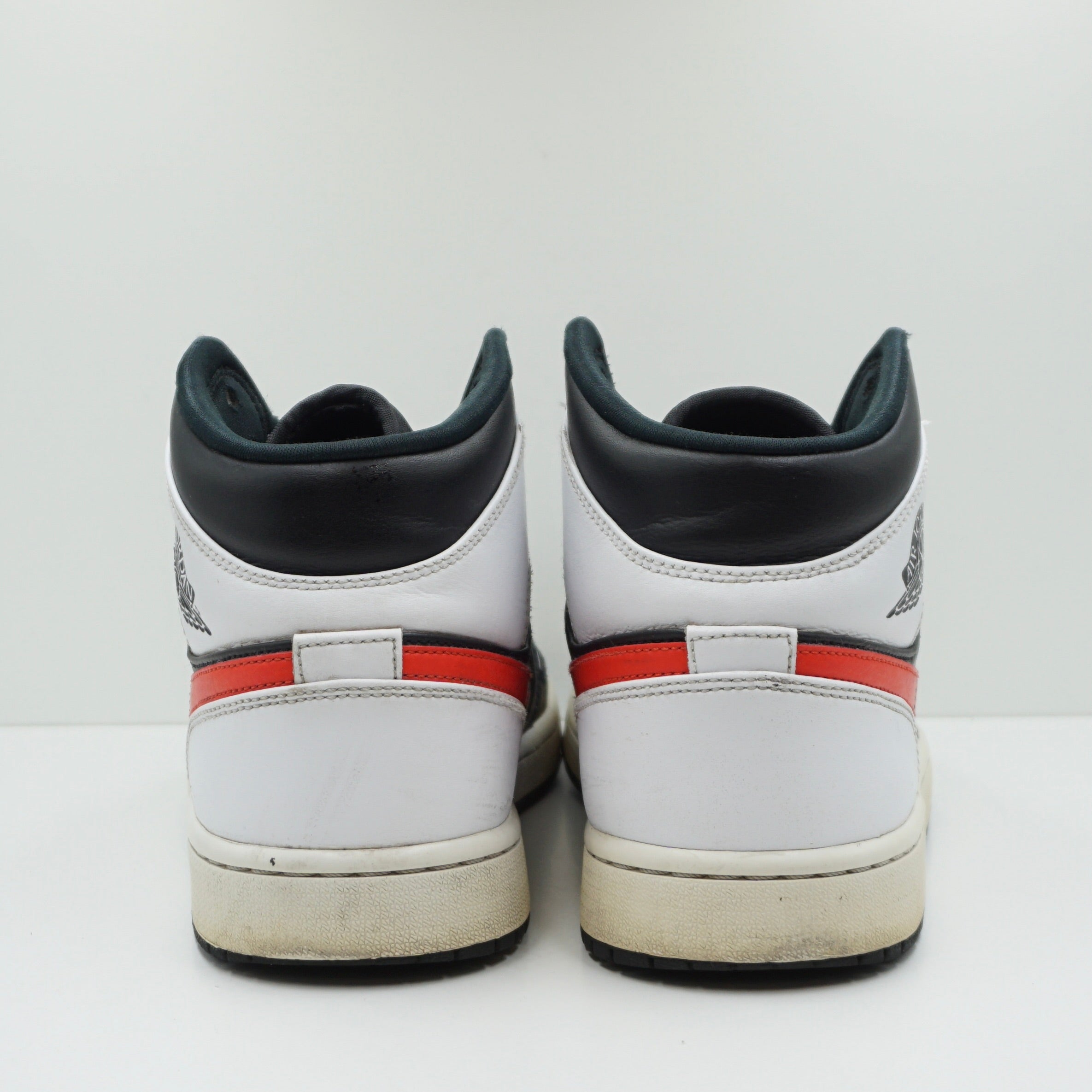 Jordan 1 Mid Chile Red