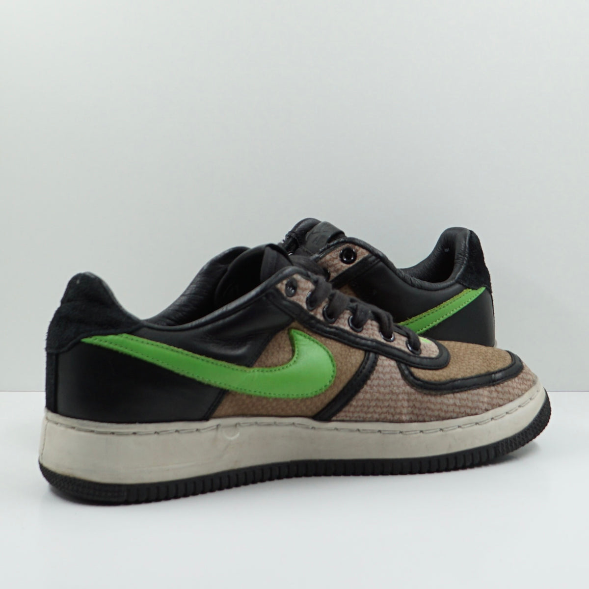 Nike Air Force 1 Low Undefeated Green Bean (2006)