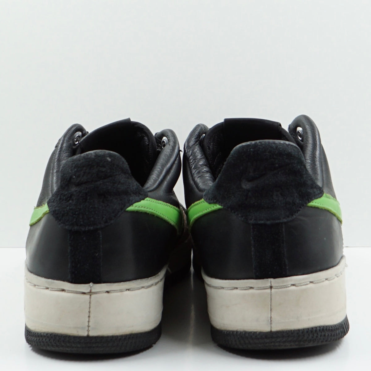 Nike Air Force 1 Low Undefeated Green Bean (2006)