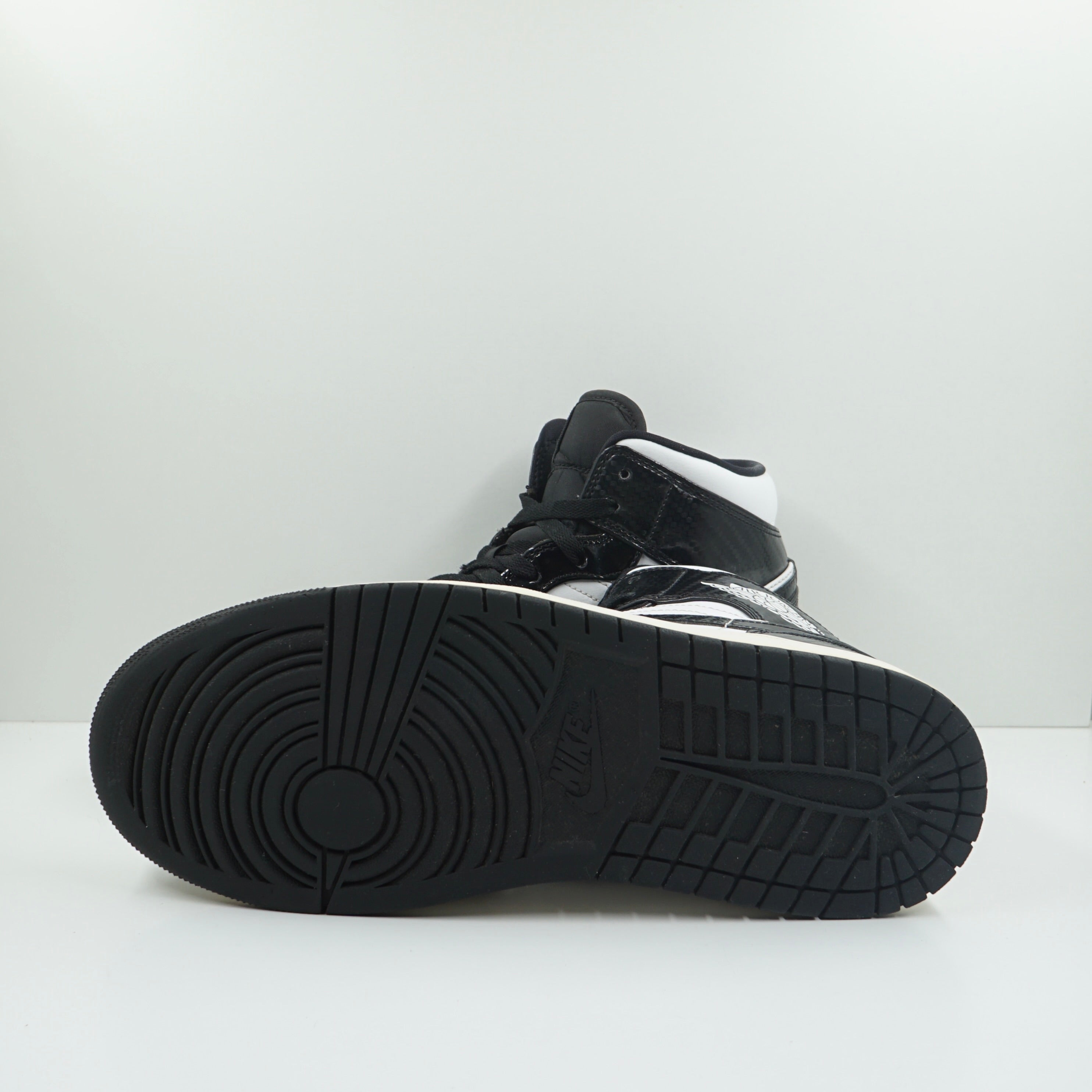 Jordan 1 Mid Carbon Fiber