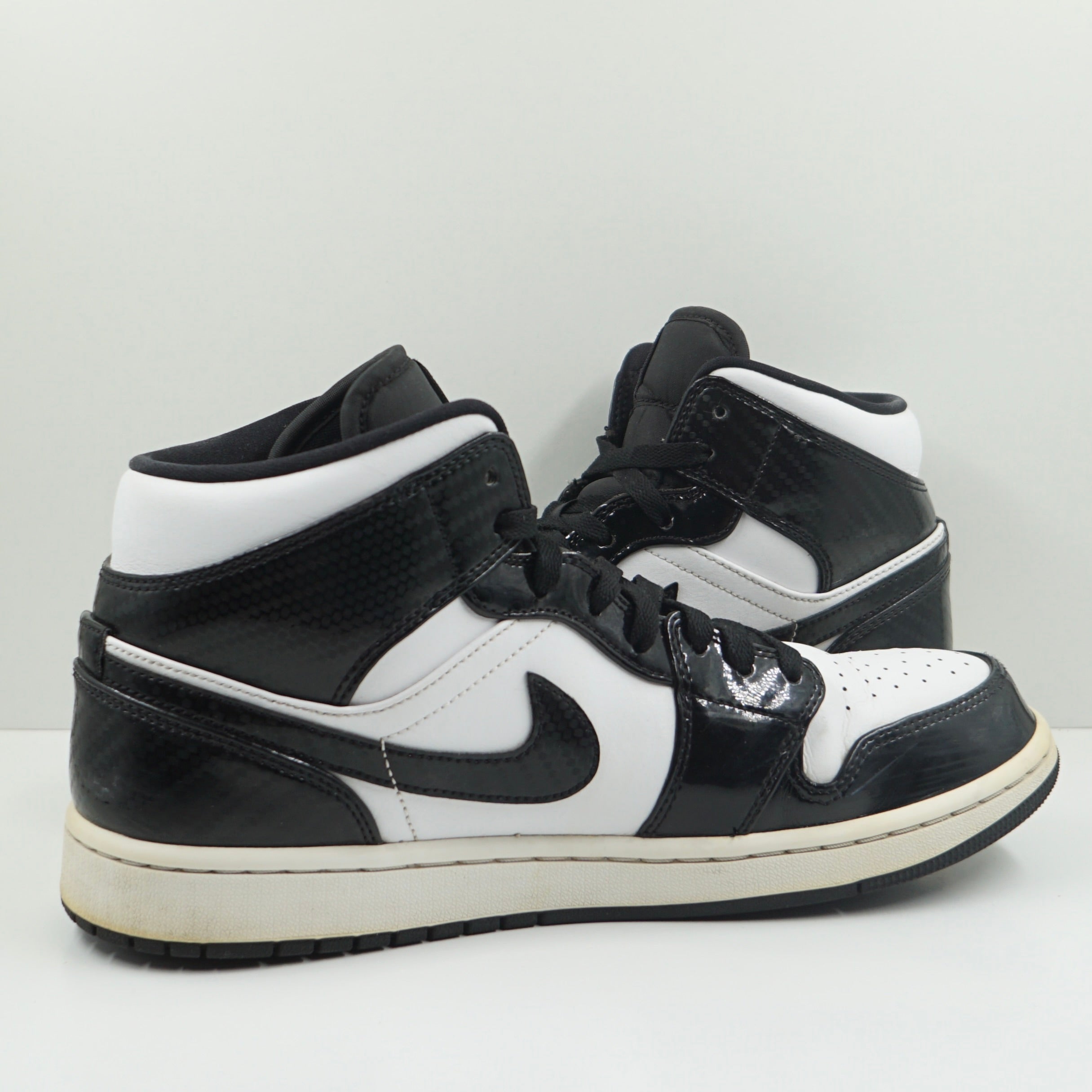 Jordan 1 Mid Carbon Fiber