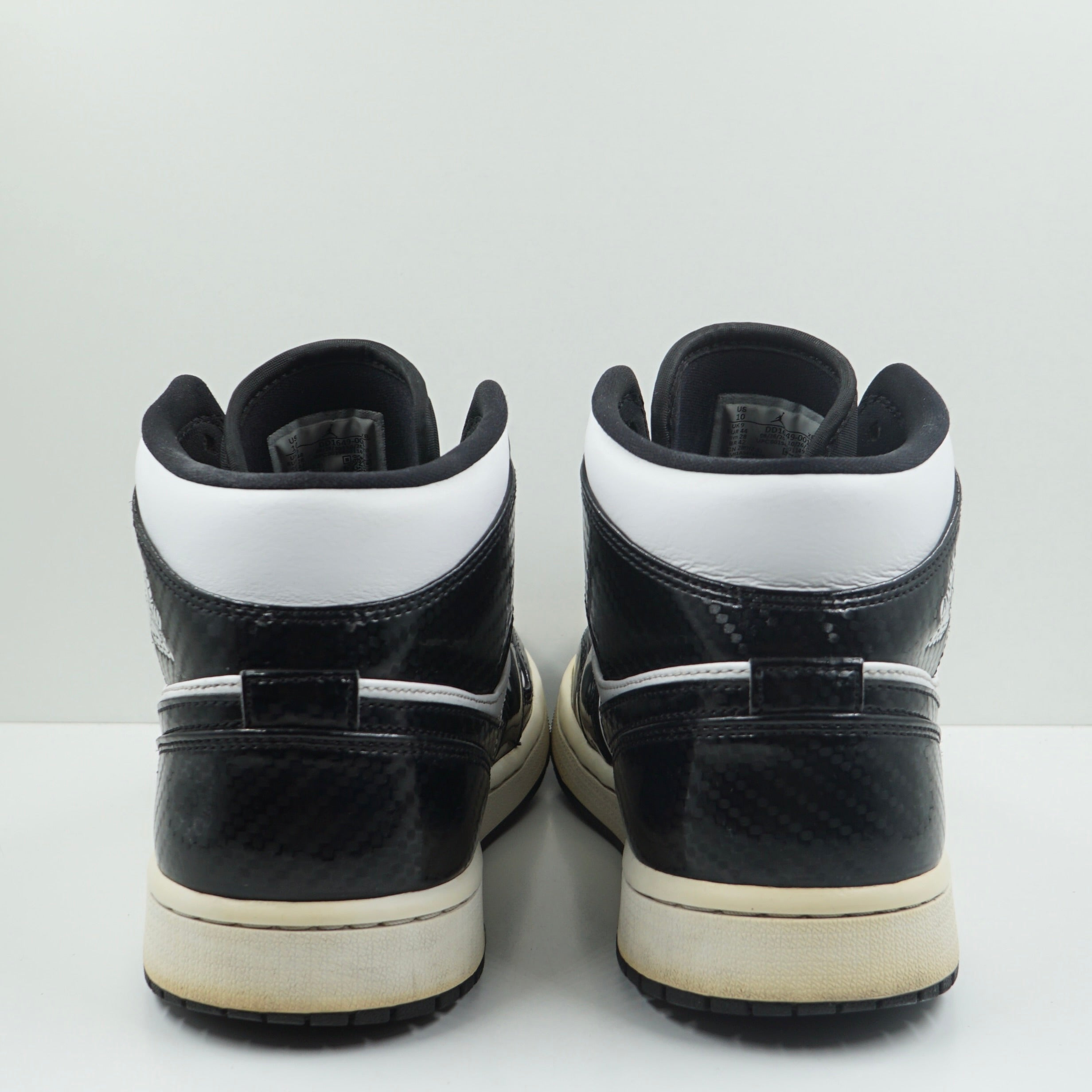 Jordan 1 Mid Carbon Fiber