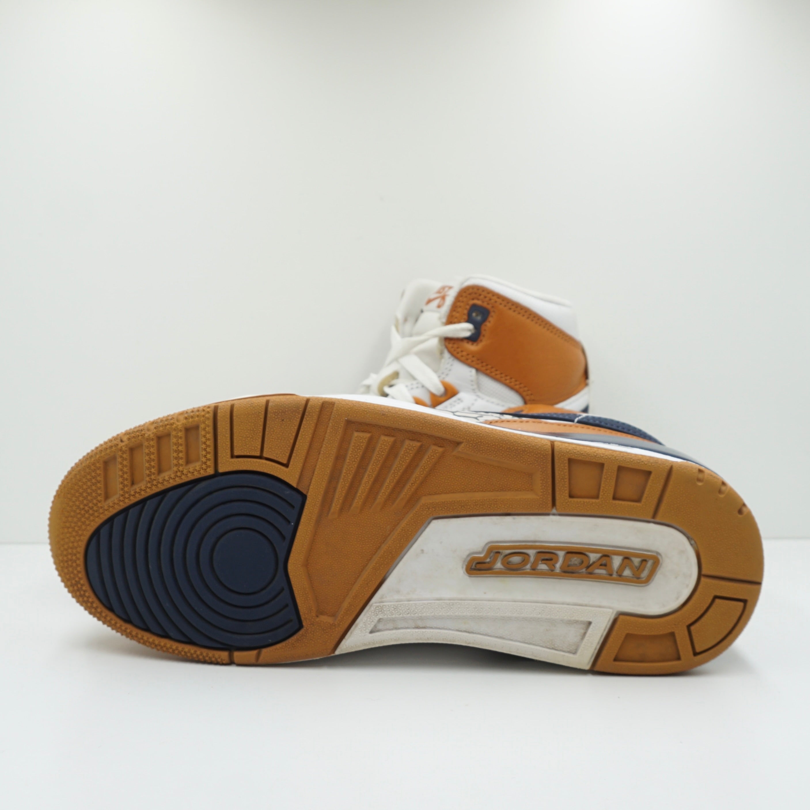 Jordan Legacy 312 Trainer 3 Medicine Ball