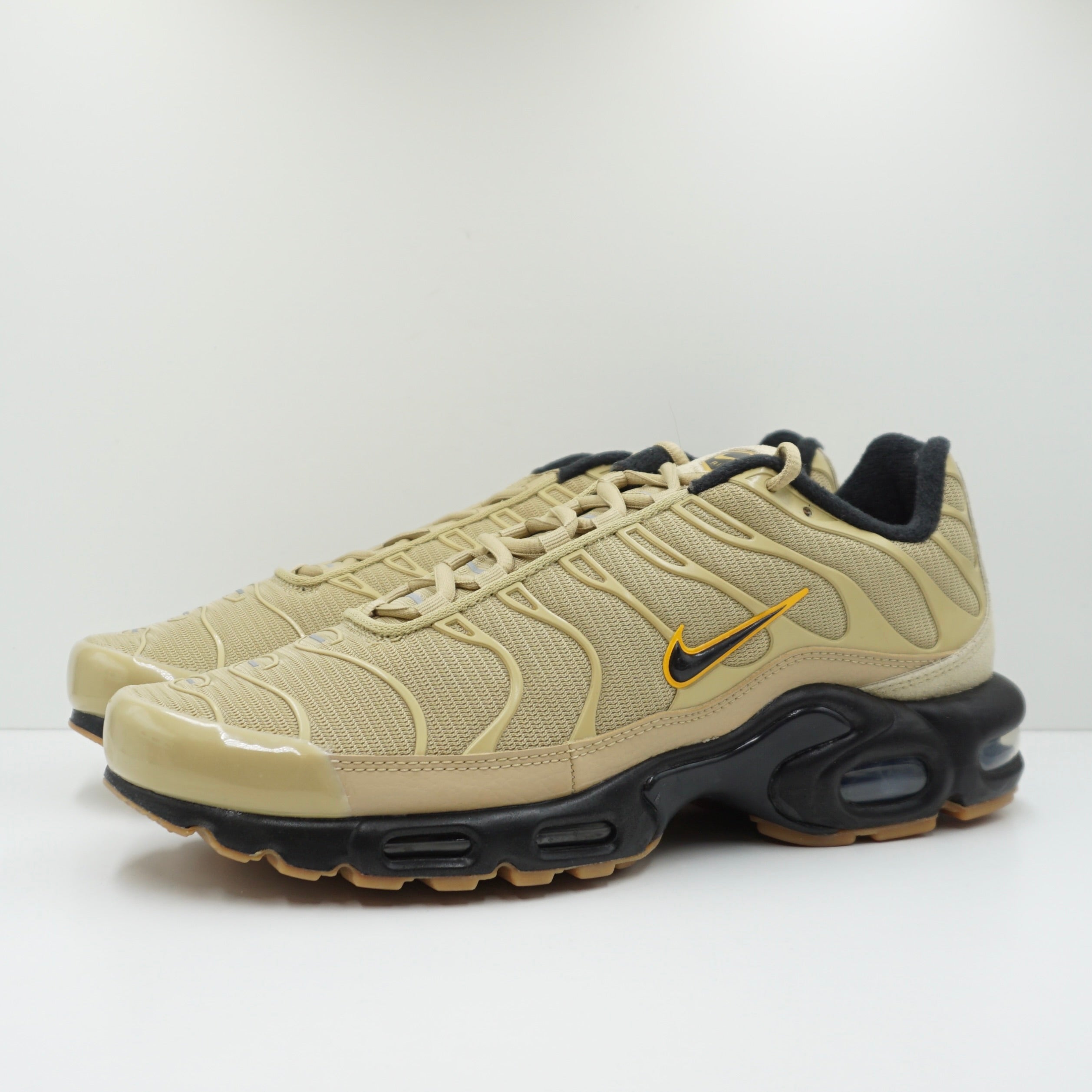 Nike Air Max Plus OG Gold Bullet