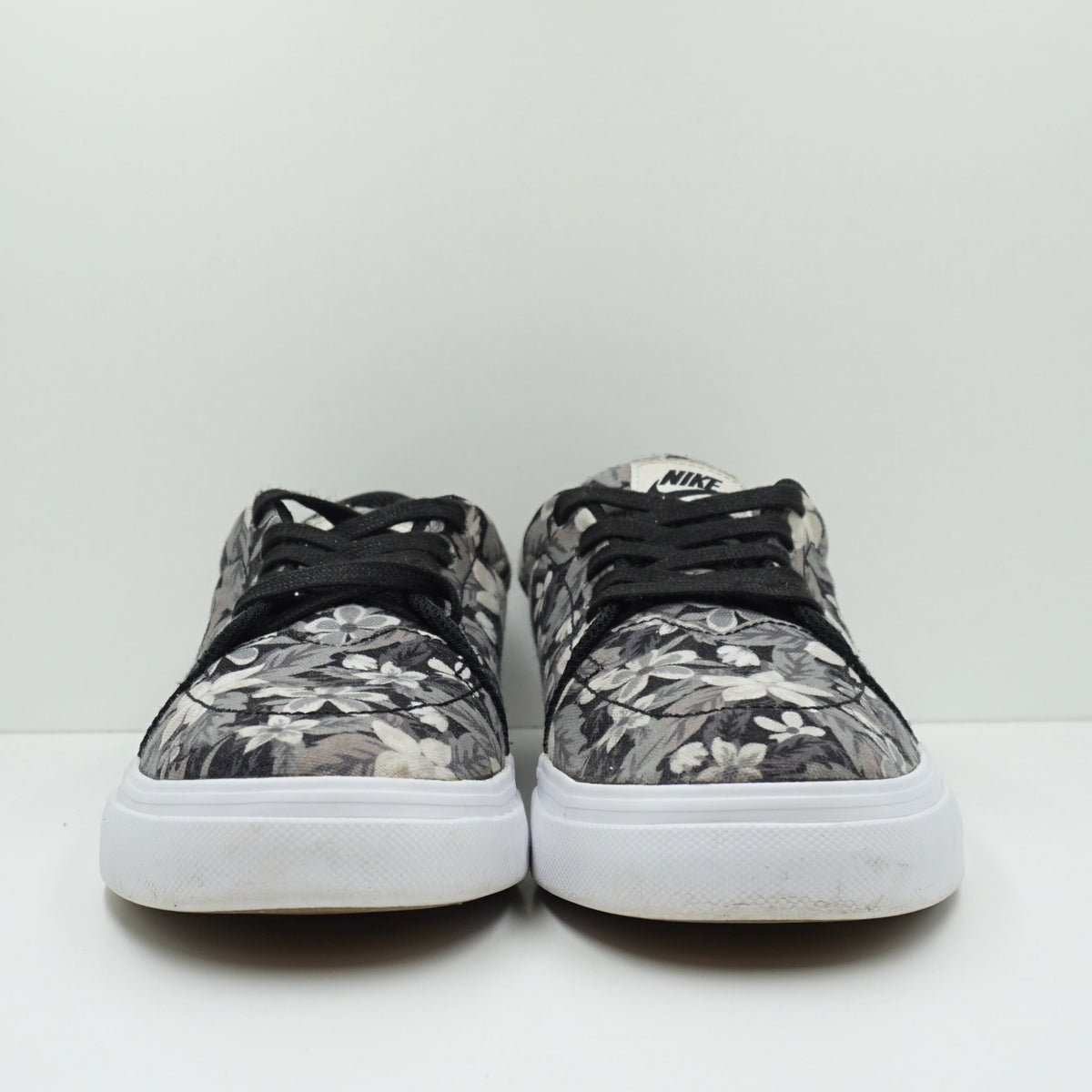 Nike SB Satire Canvas Flowers