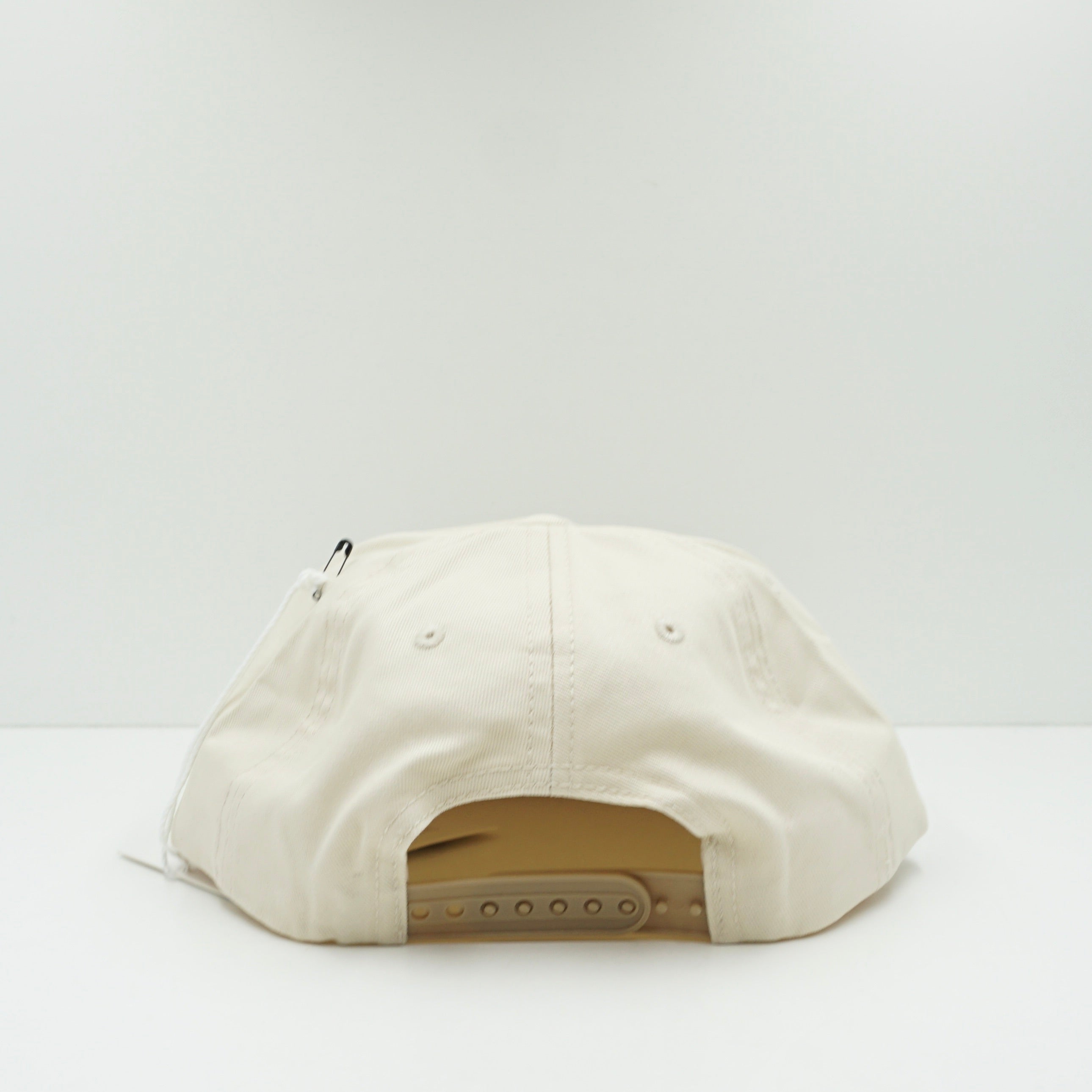 Gizmo Worldwide Beige Snapback Cap