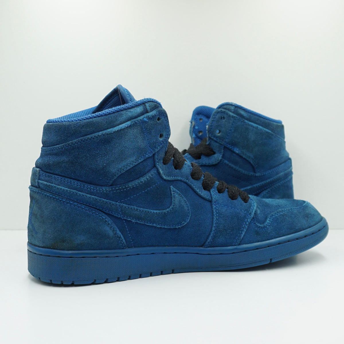Jordan 1 Retro Blue Suede