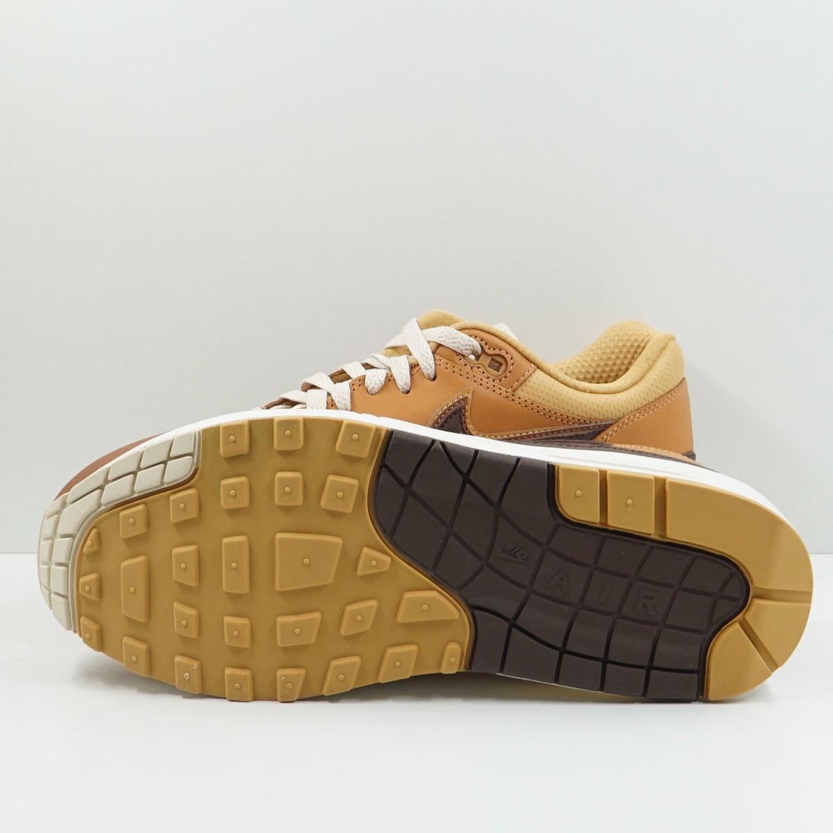 Nike Air Max 1 SNKRS Day Brown