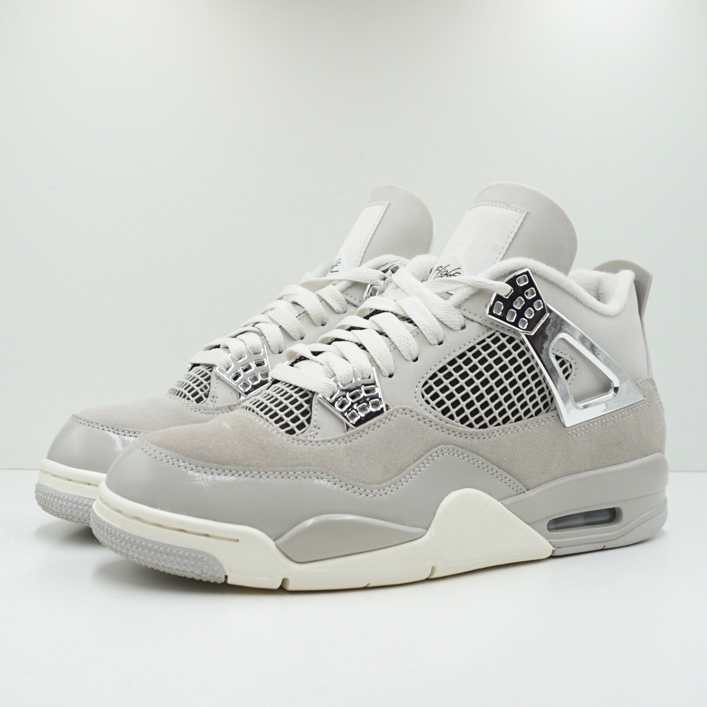 Jordan 4 Frozen Moments (W)