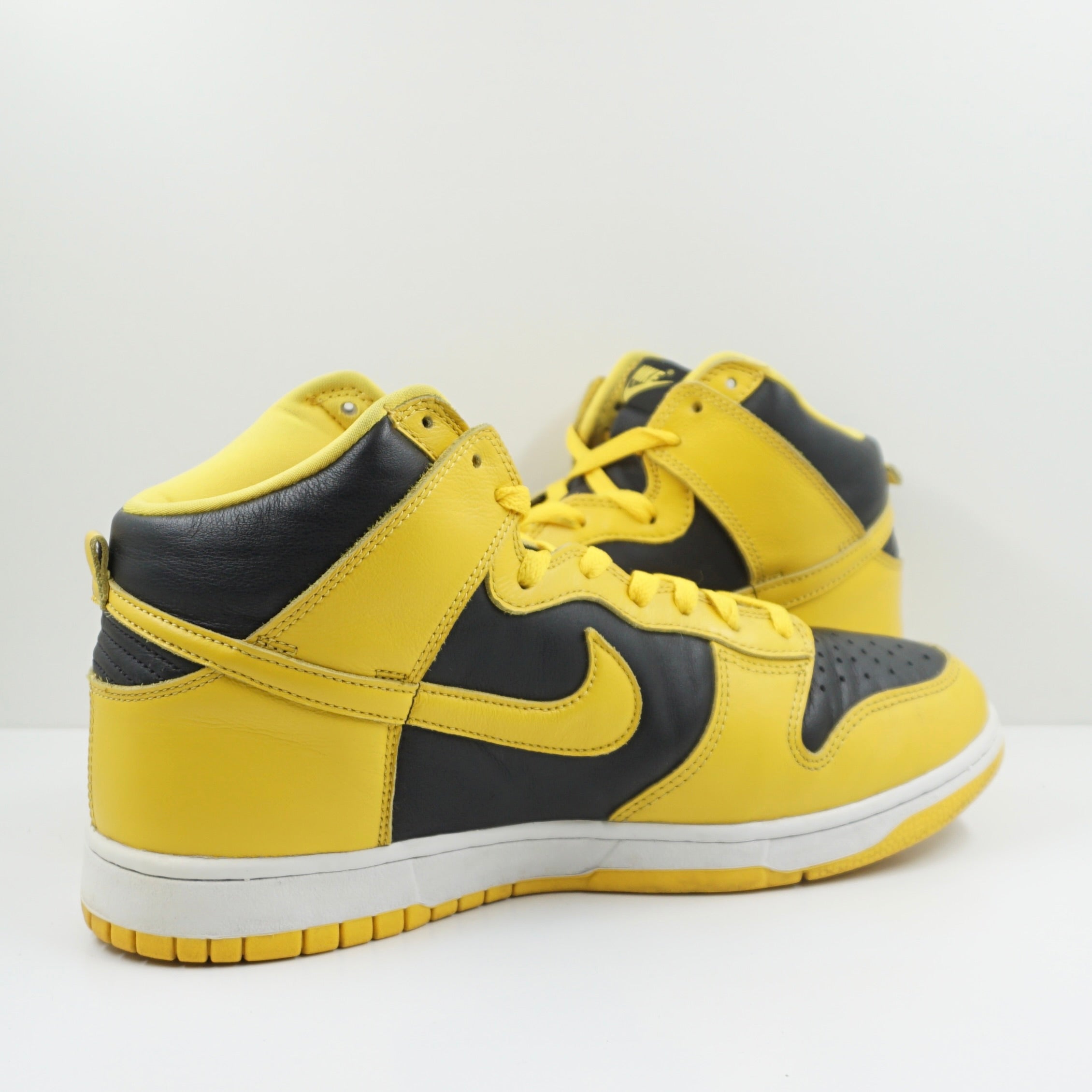 Nike Dunk High Iowa (2020)