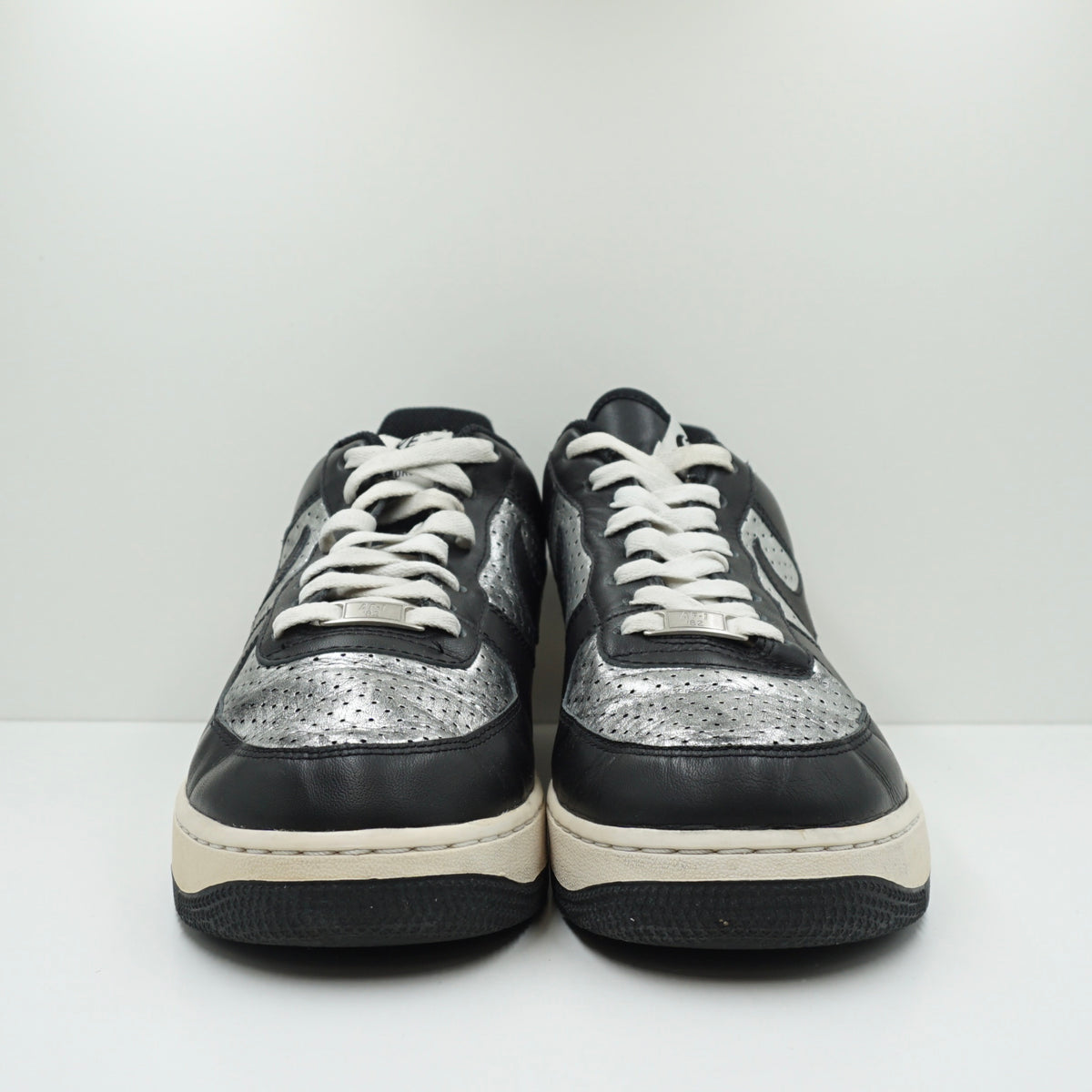 Nike Air Force 1 '07 Metallic Silver