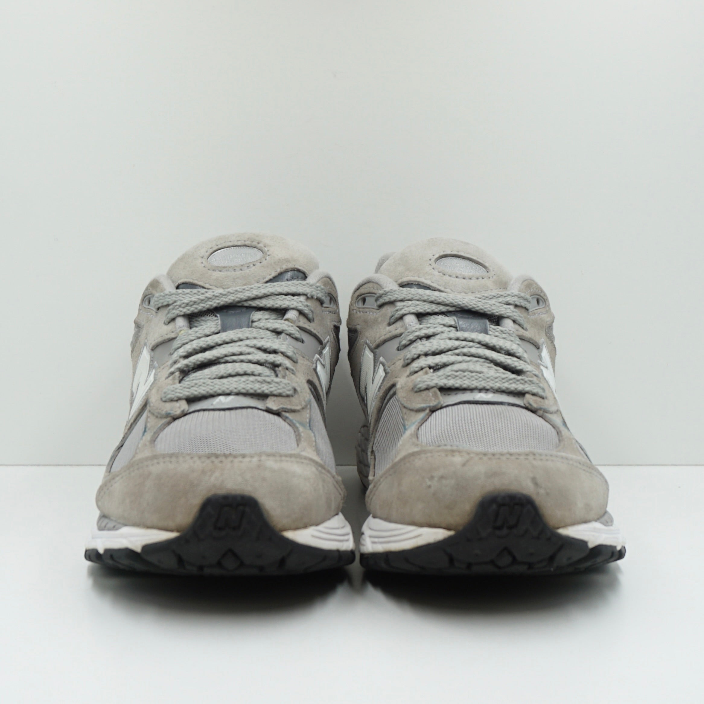 New Balance 2002R Grey/White
