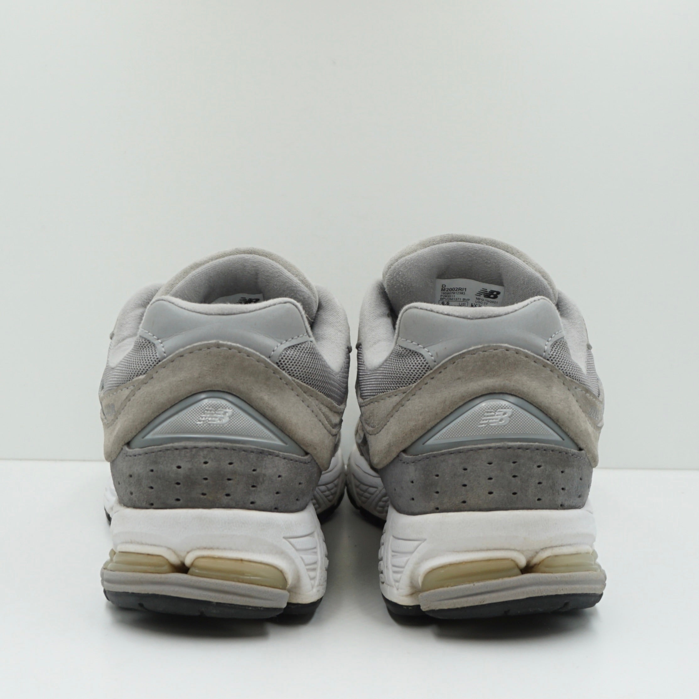 New Balance 2002R Grey/White
