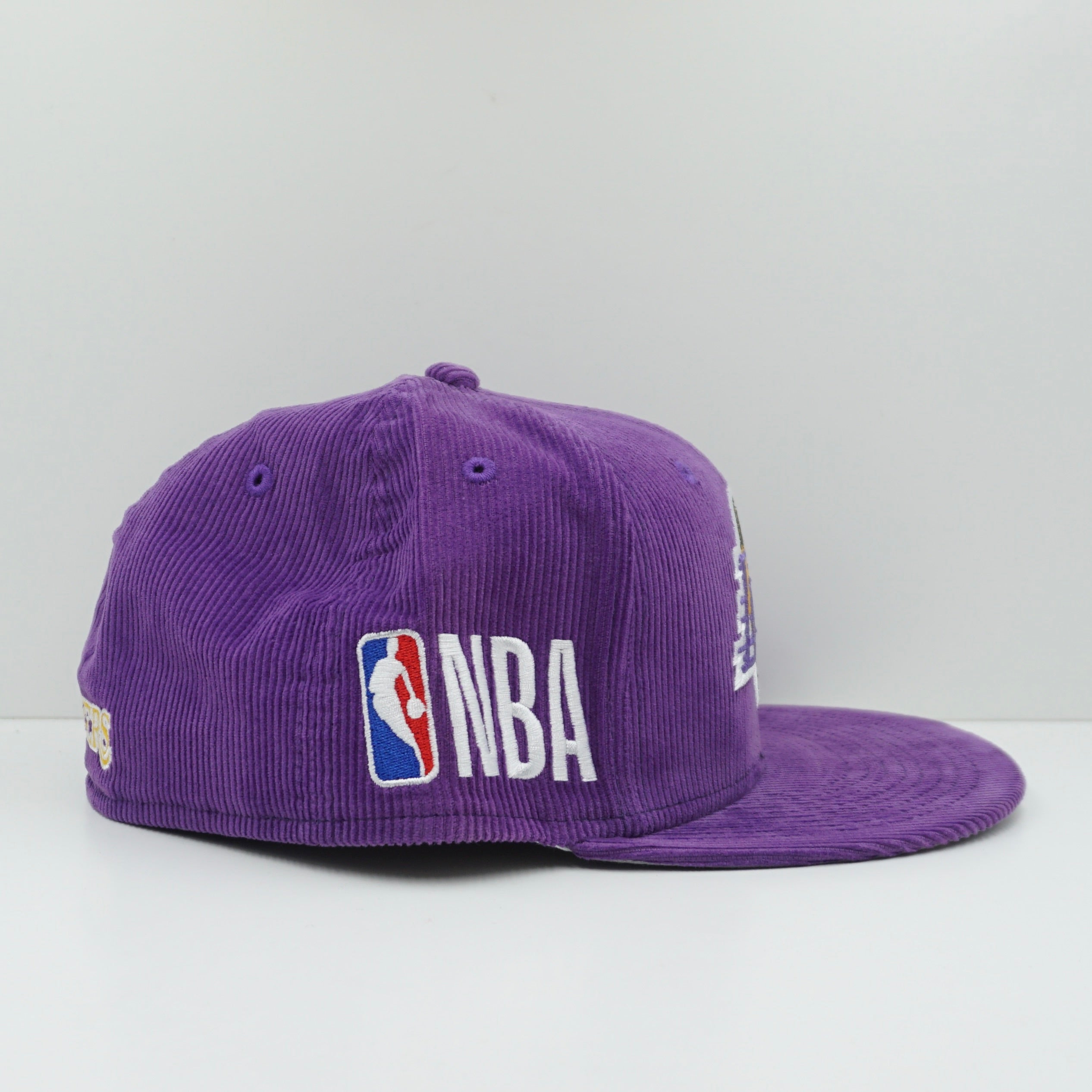 New Era Los Angeles Lakers Throwback Corduroy Fitted Cap