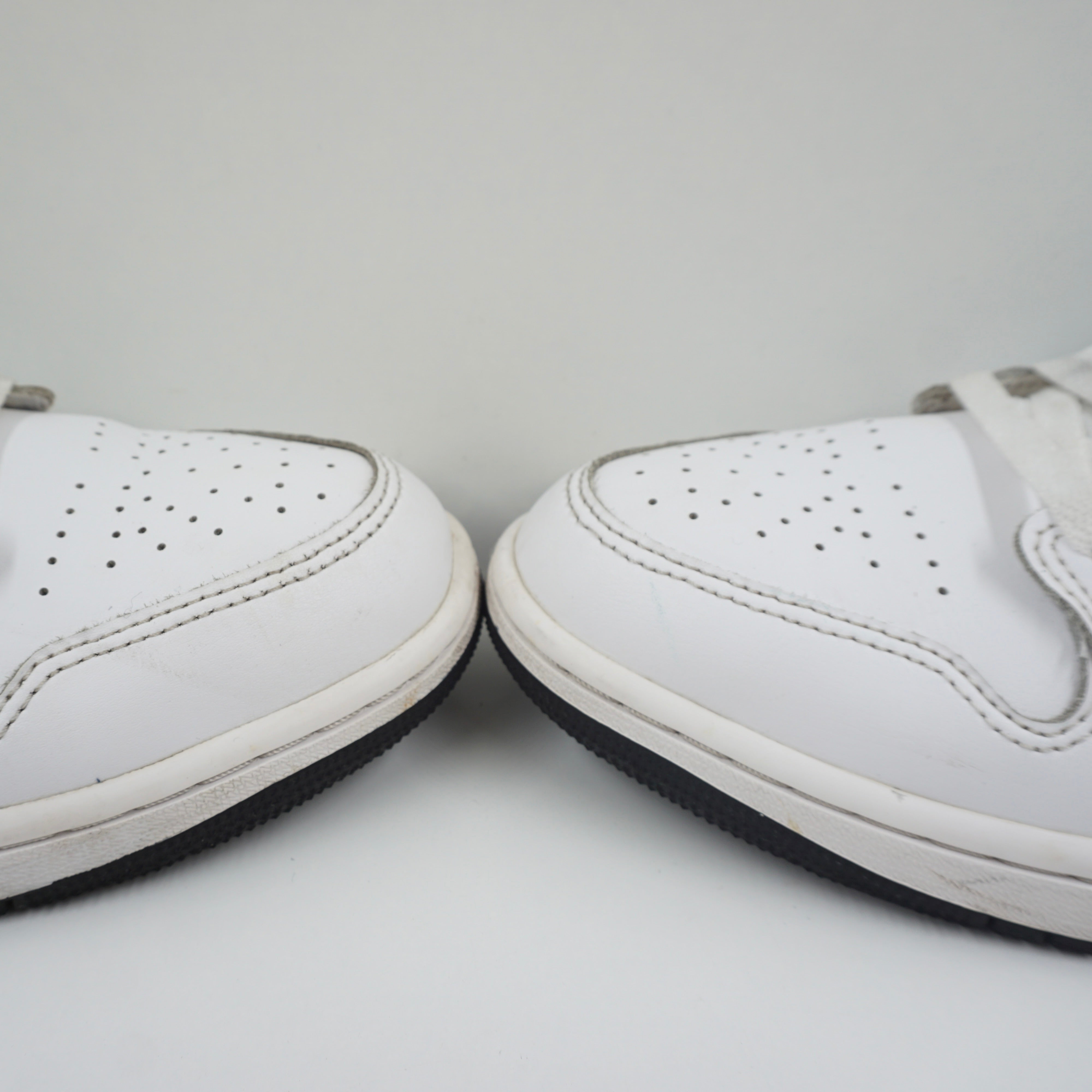Jordan 1 Mid Reverse Panda