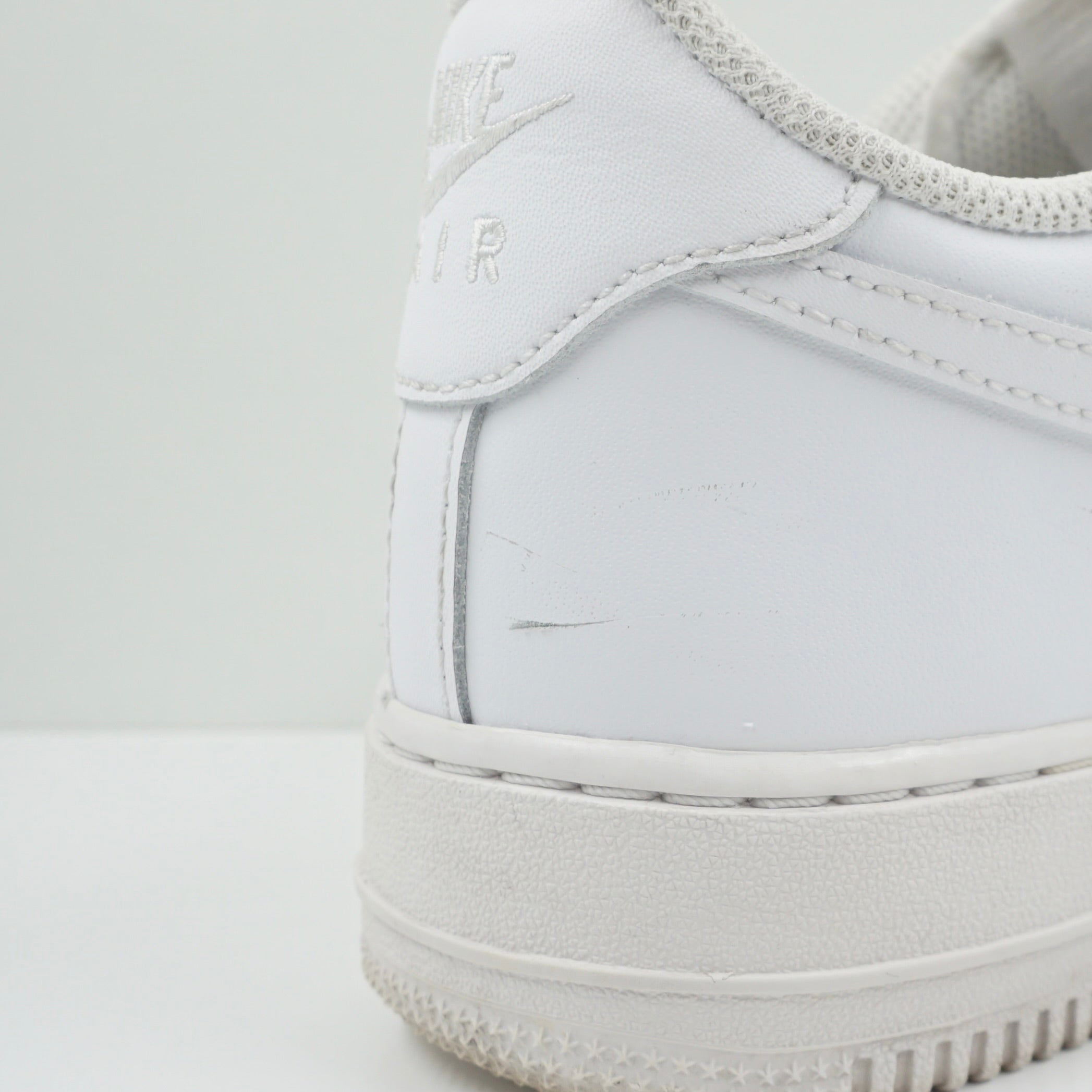 Nike Air Force 1 07' White (2022/2023)
