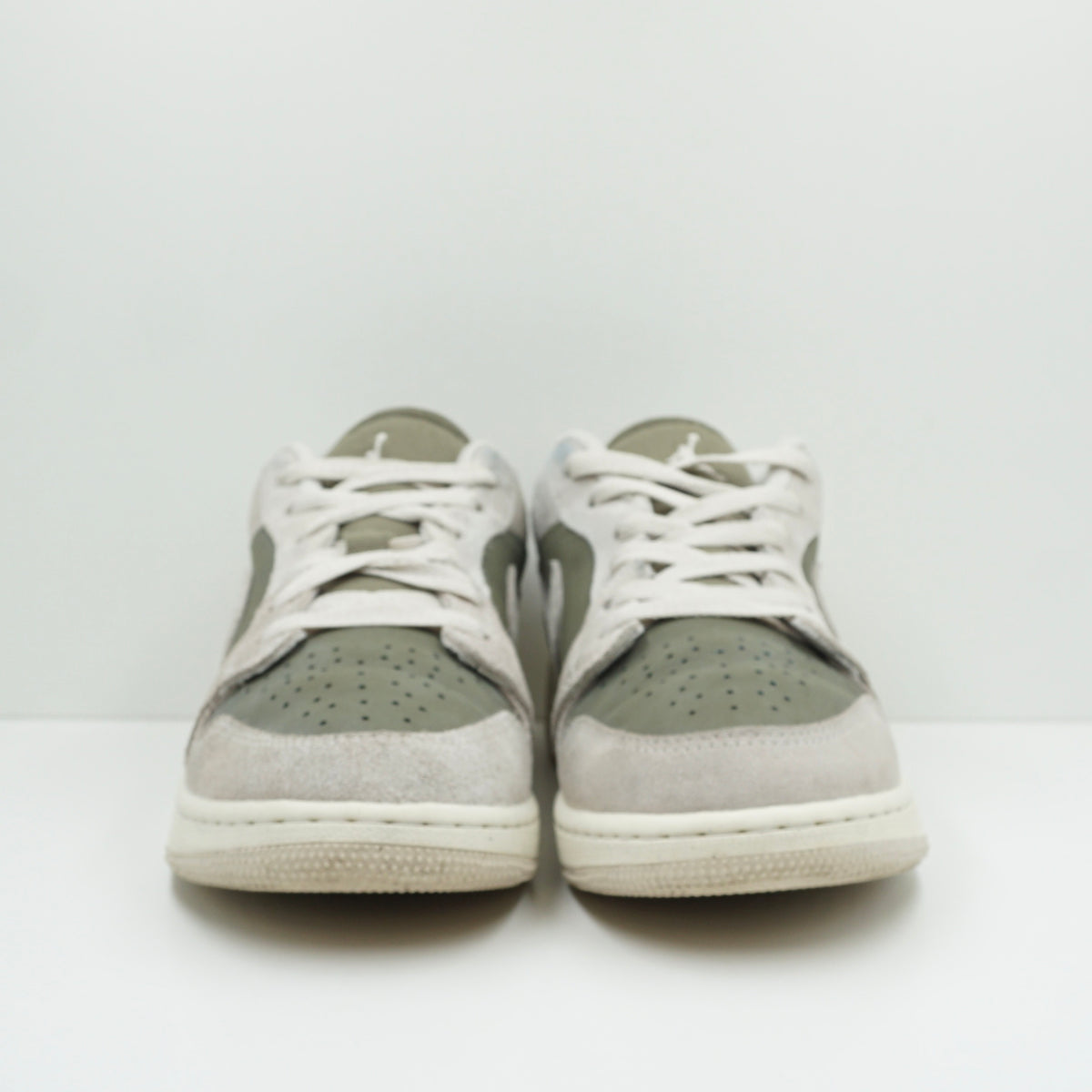 Jordan 1 Low SE Medium Olive Sail (GS)