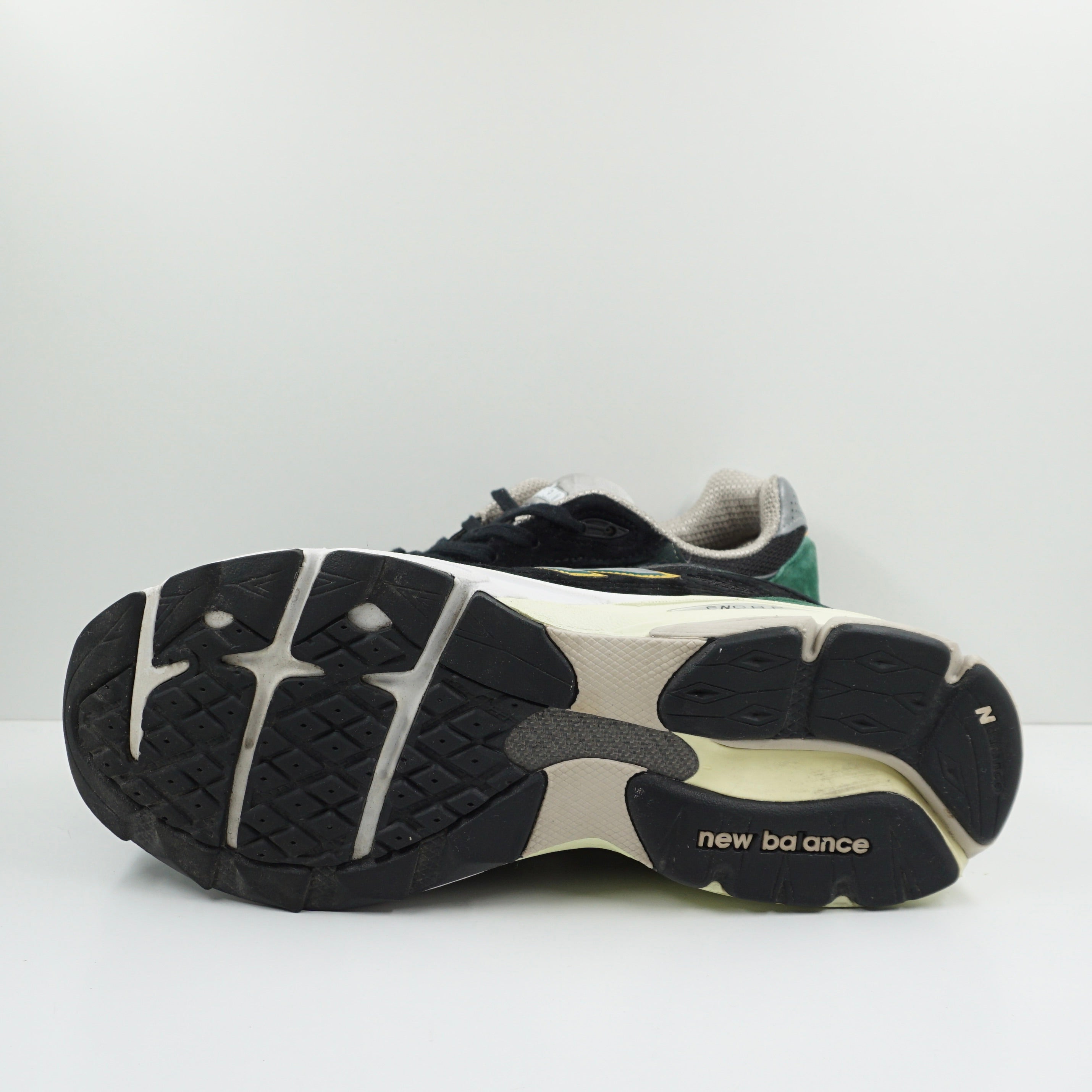 New Balance 990v3 MiUSA Black Green Yellow