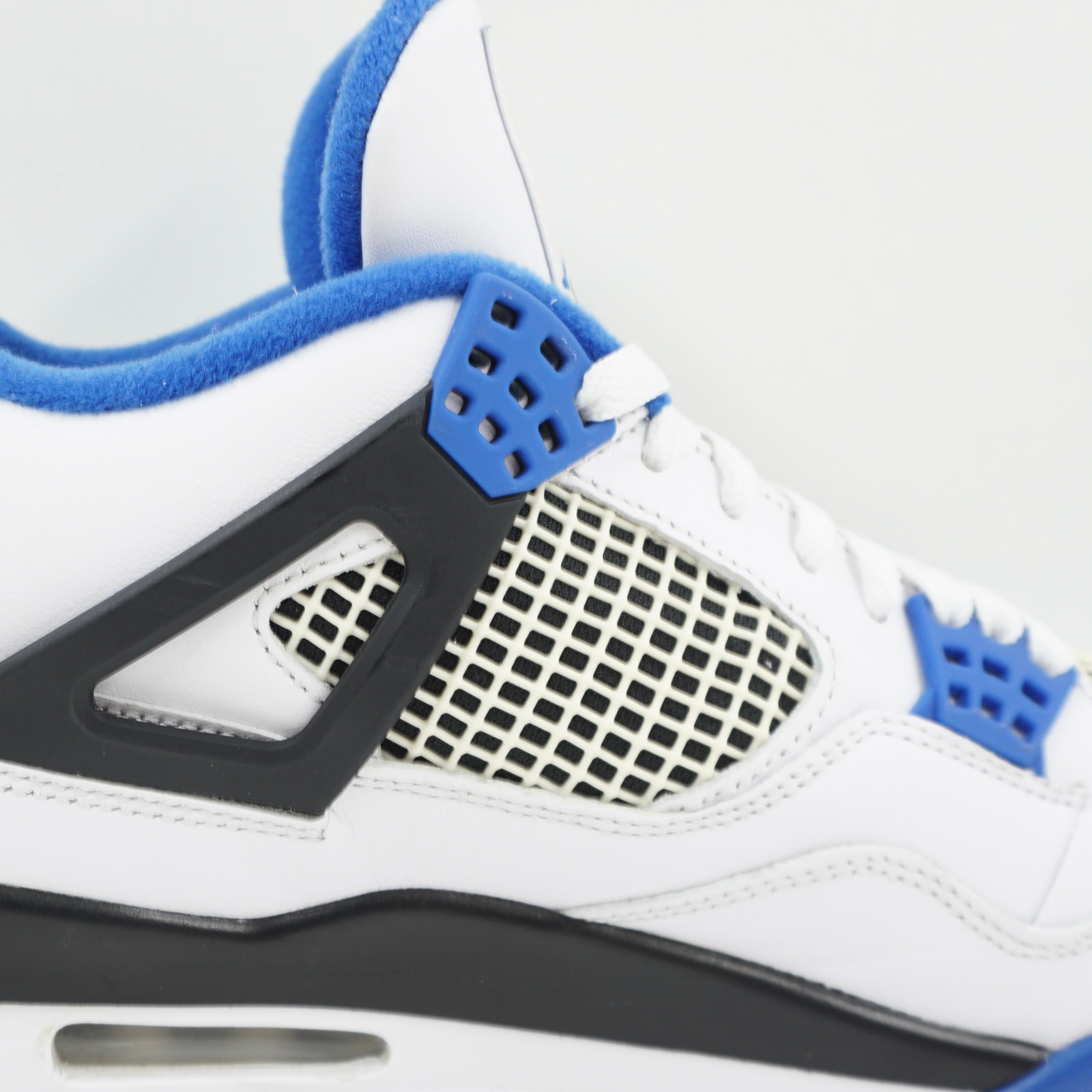Jordan 4 Retro Motorsports (2017)